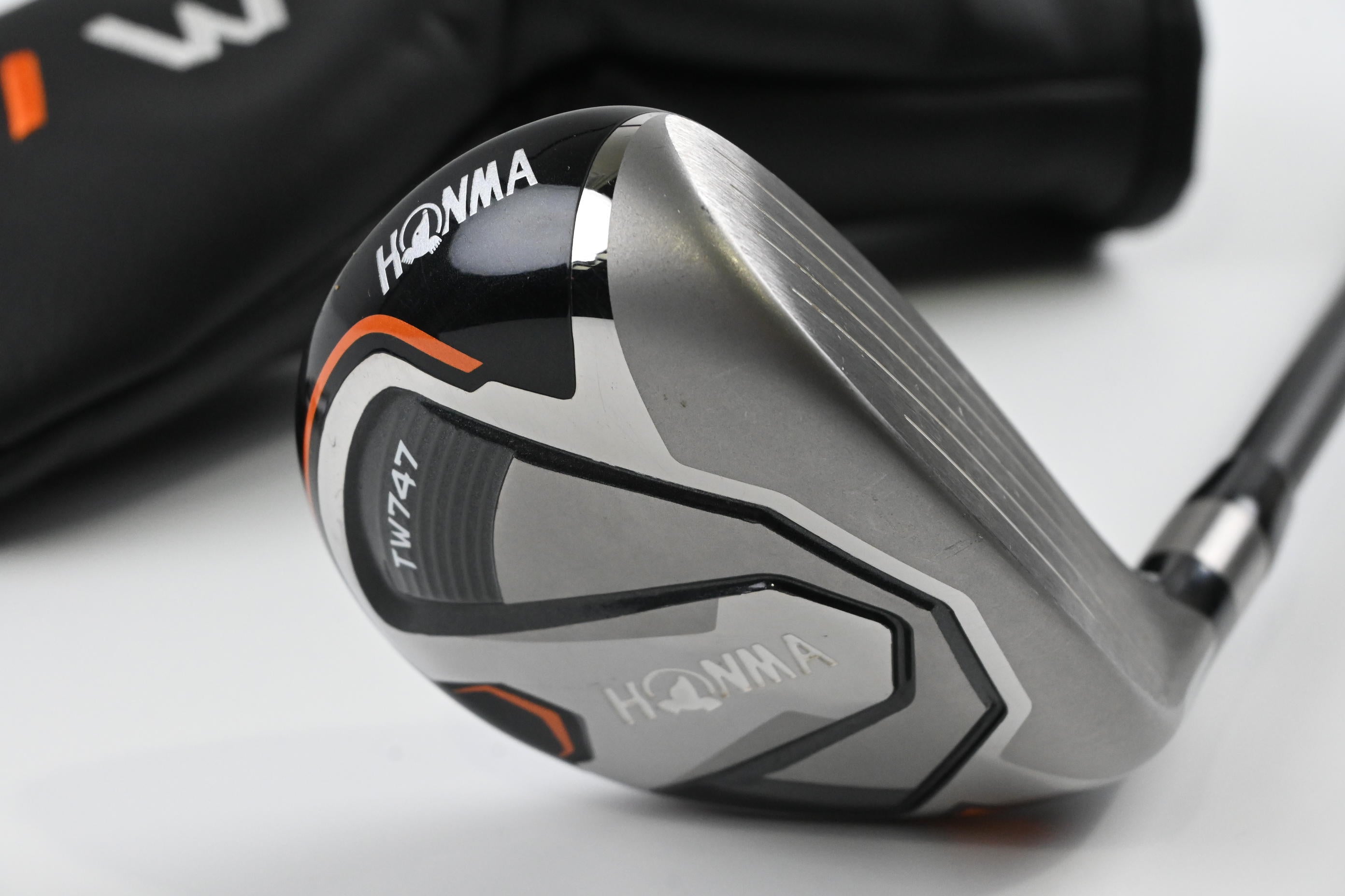 Honma TW747 #3 Hybrid / 19 Degree / Regular Flex Graphite Design TourAD IZ-65
