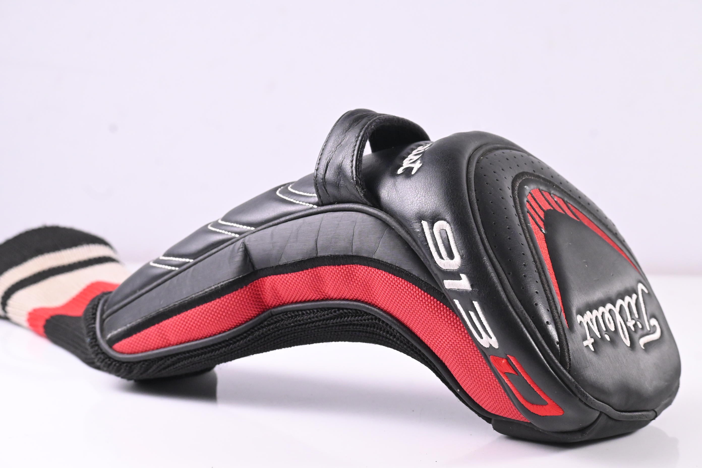 Titleist 913 D3 Driver / 9.5 Degree / Stiff Flex Aldila RIP Phenom 70 Shaft