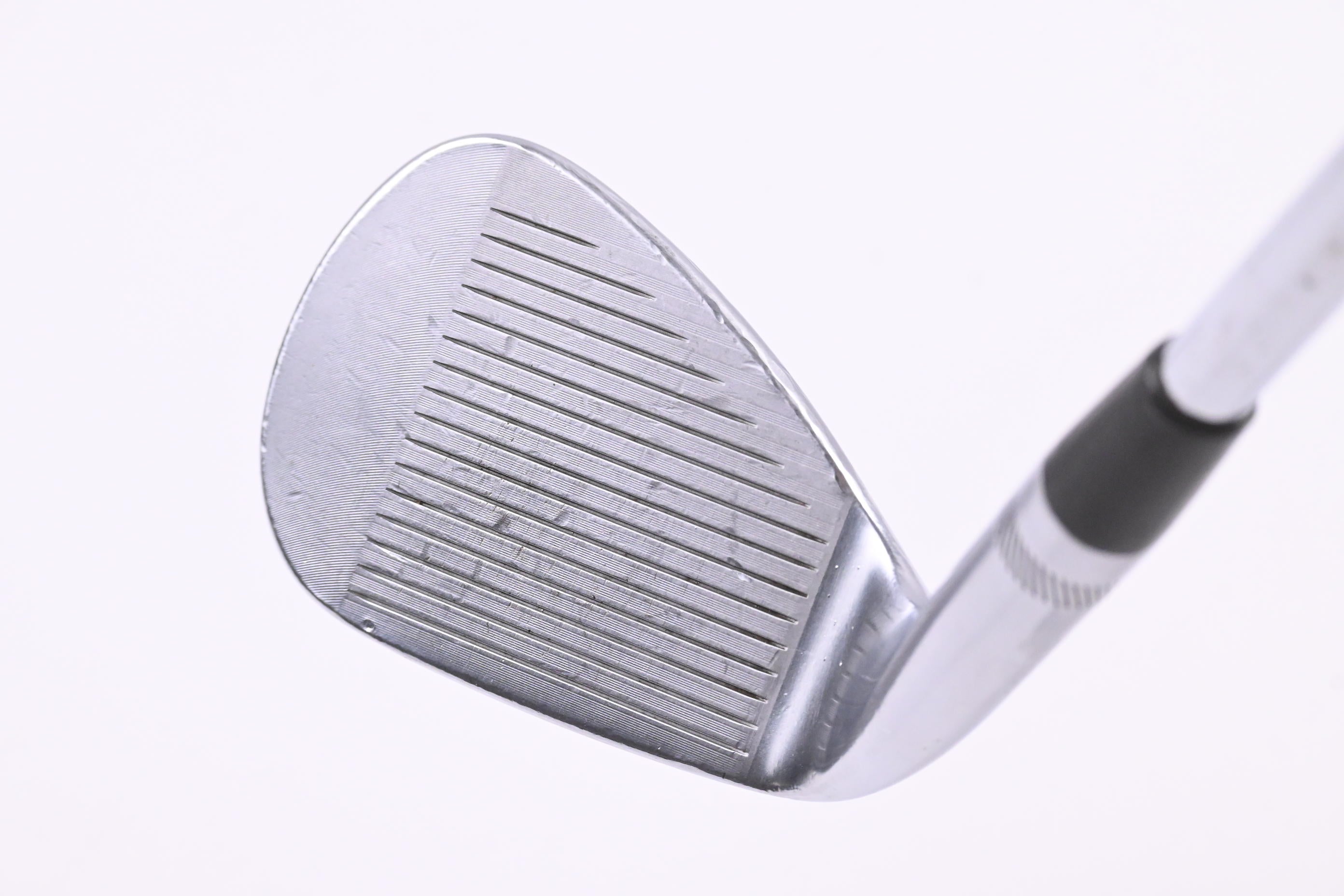 Titleist Vokey SM8 Gap Wedge / 50 Degree / X-Flex AMT Tour White X100 Shaft