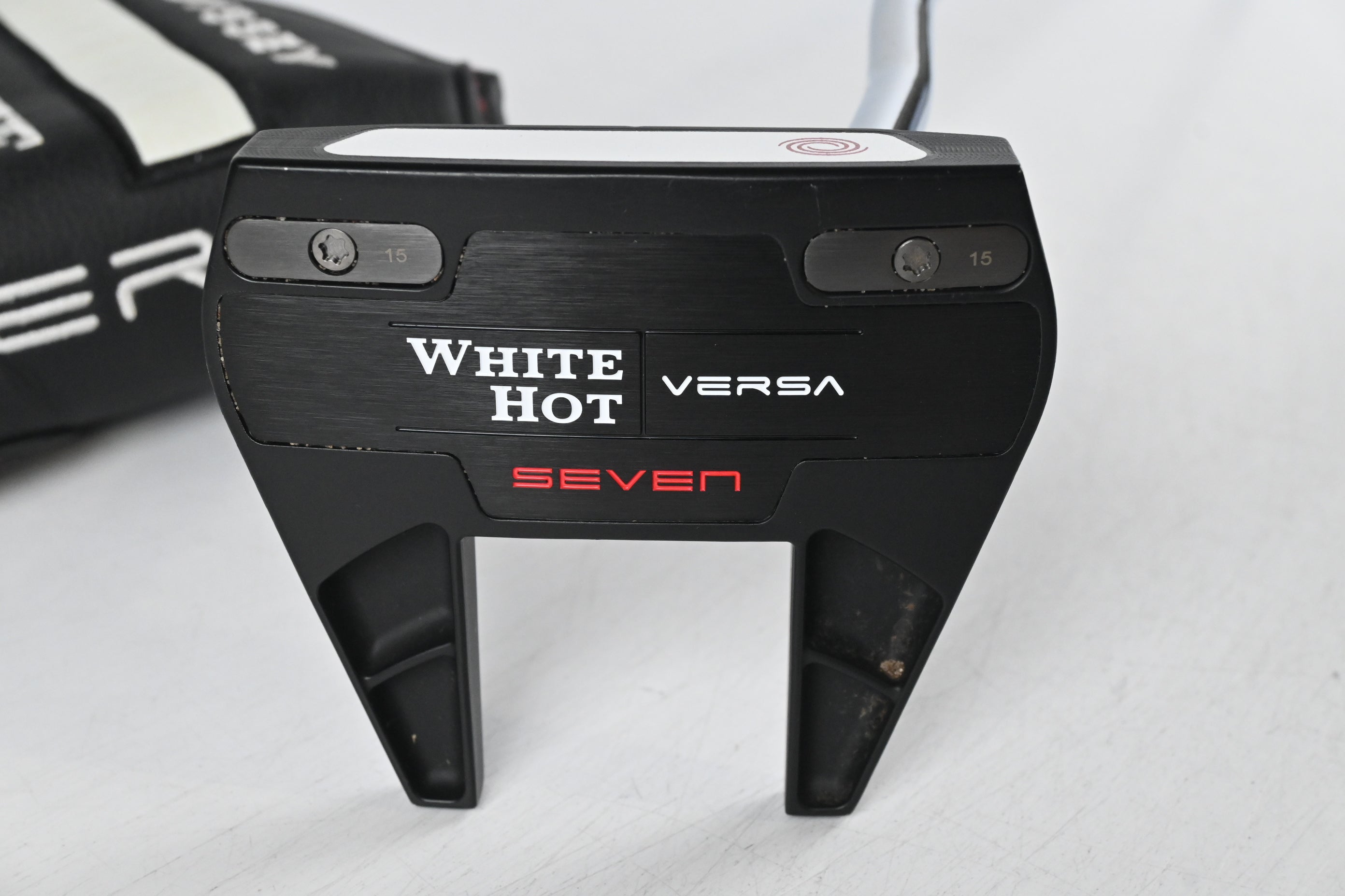 Odyssey White Hot Versa Seven Putter / 33 Inch