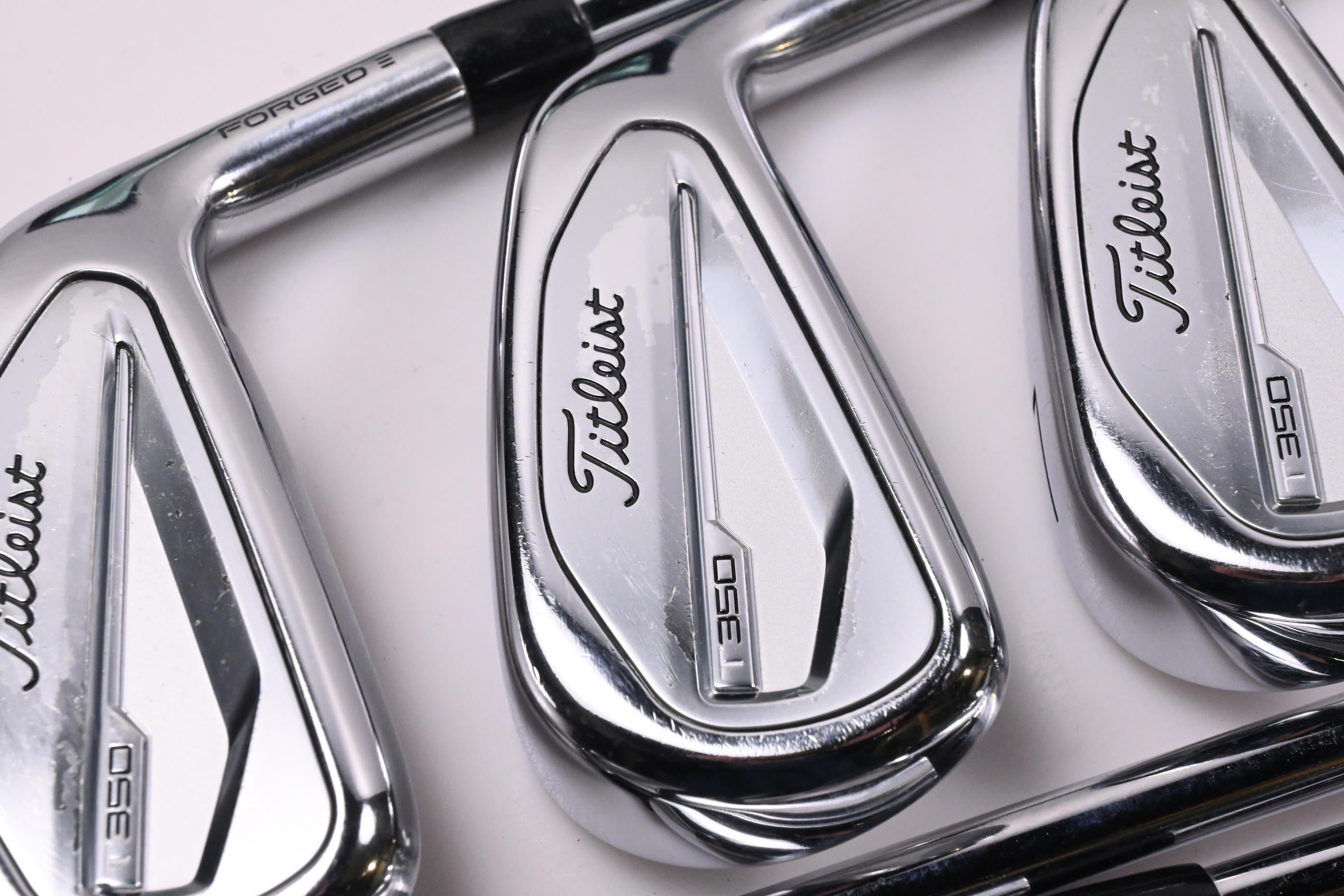 Titleist T350 Irons / 5-PW+48° / Regular Flex AMT Red R300 Shafts