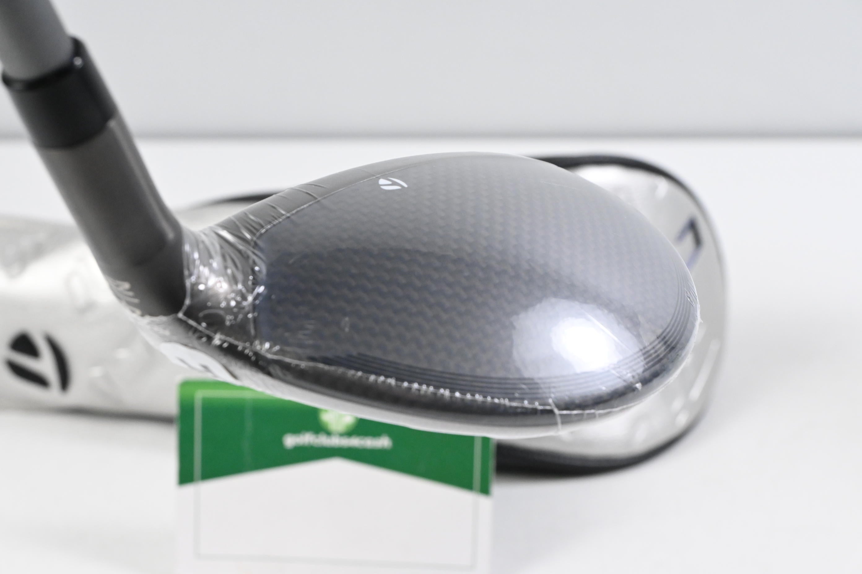 Taylormade Qi35 Max #4 Hybrid / 23 Degree / Regular Flex Fujikura Air Speeder 50