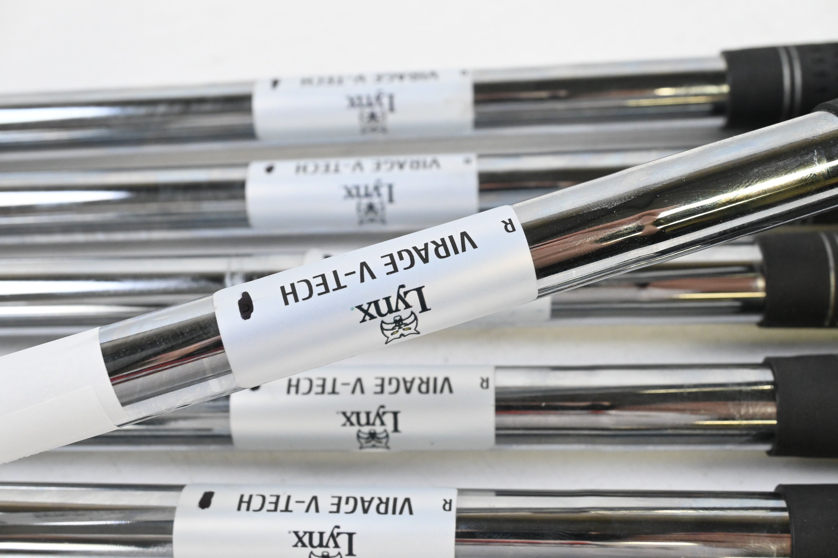 Lynx Prowler VT Irons / 5-PW / Regular Flex Virage V-Tech Shafts