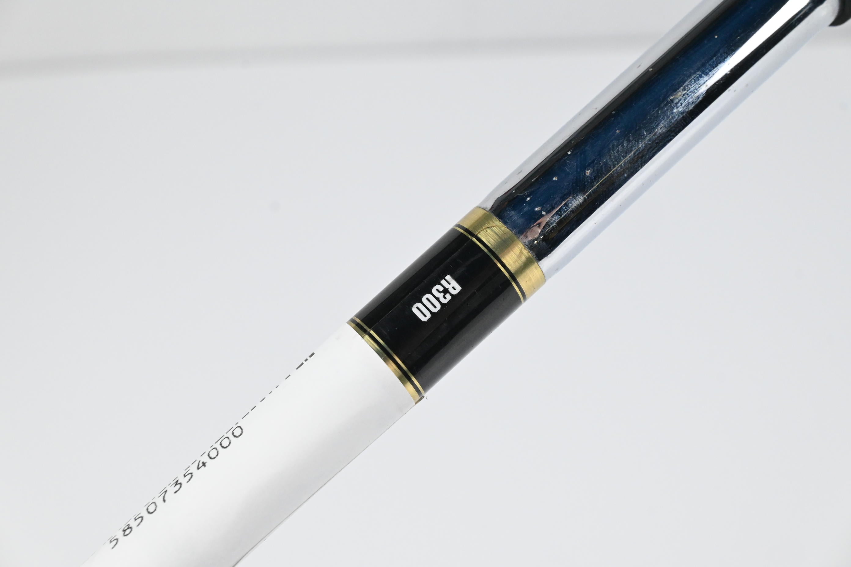 Left Hand Mizuno JPX 800 #4 Iron / 22 Degree / Regular Flex Dynamic Gold R300