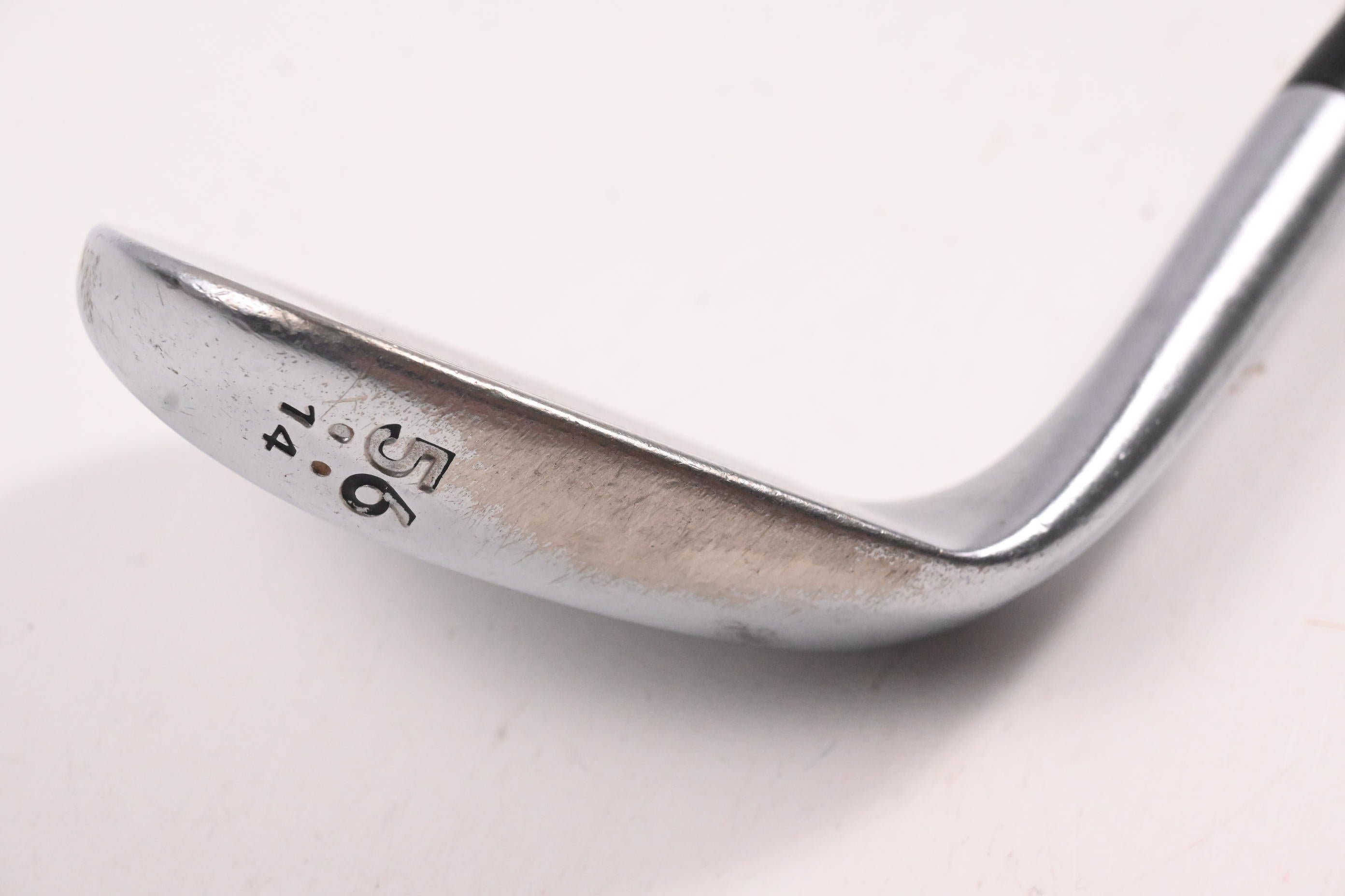 Cleveland 588 RTX Sand Wedge / 56 Degree / Wedge Flex Dynamic Gold Shaft