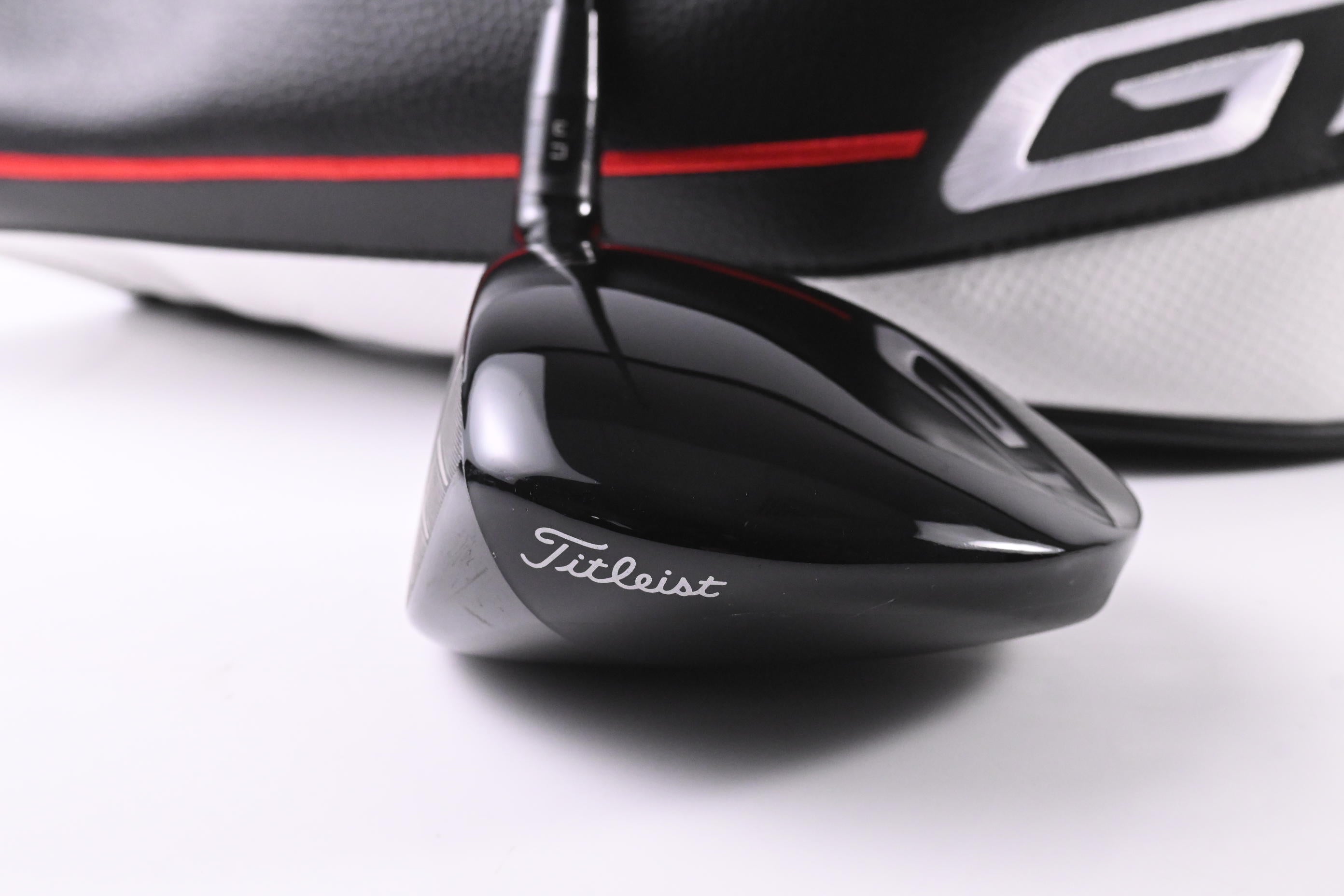 Left Hand Titleist GT2 Driver / 9 Degree / Regular Flex Tensei AV Blue 55 Shaft