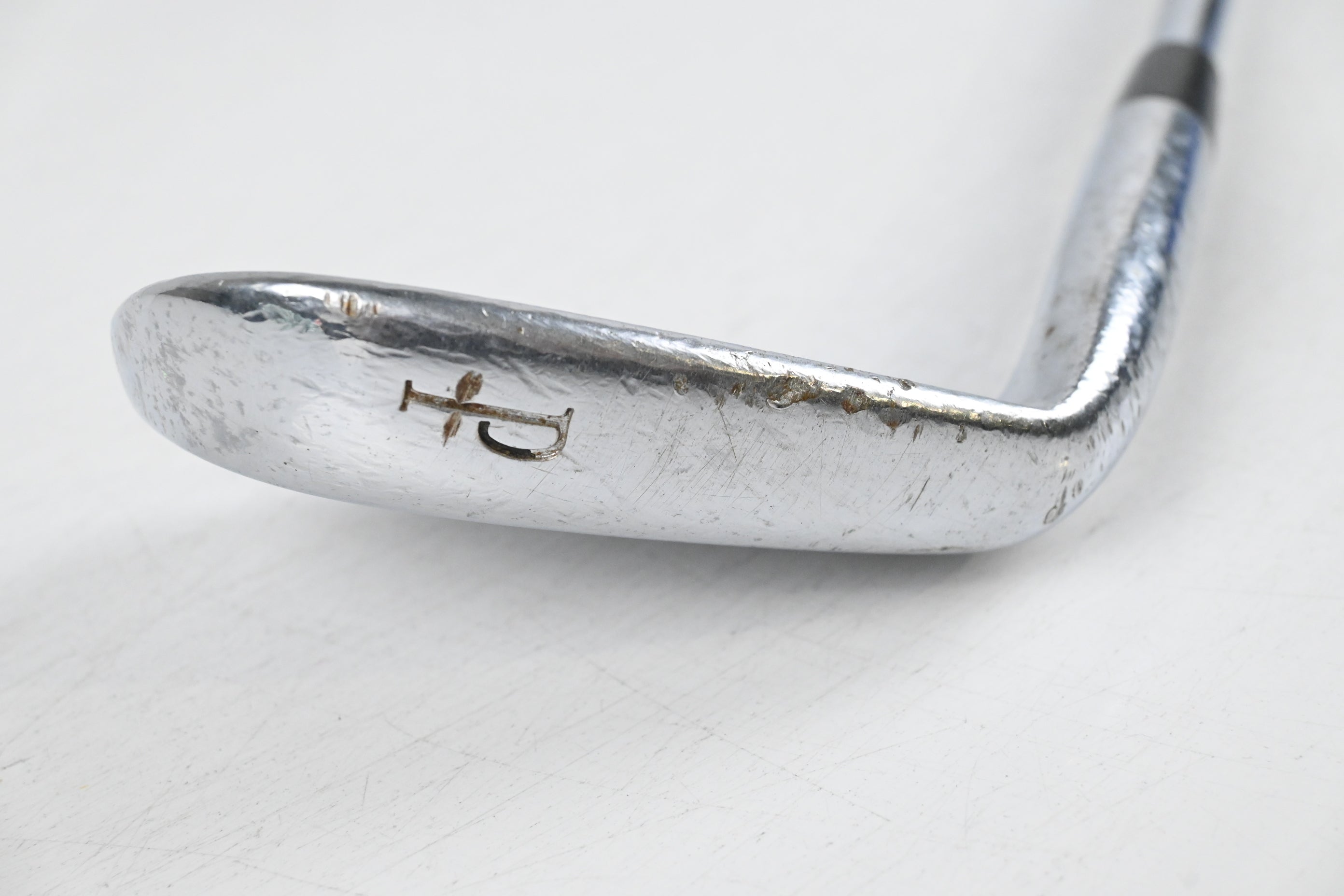Mizuno MP-60 Pitching Wedge / 47 Degree / Stiff Flex Dynamic Gold S300 Shaft