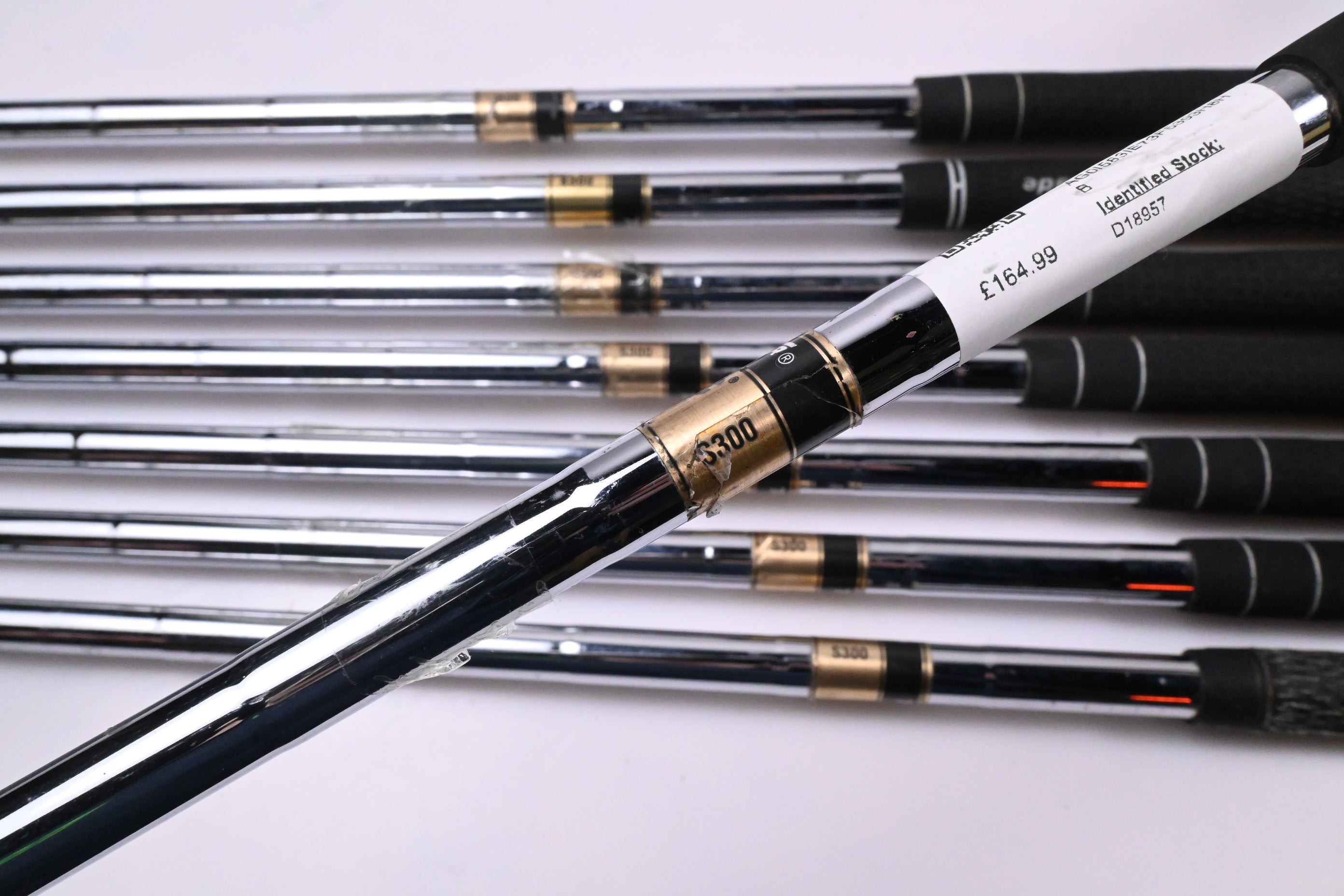 Titleist 690CB Irons / 3-PW / Stiff Flex Dynamic Gold S300 Shafts