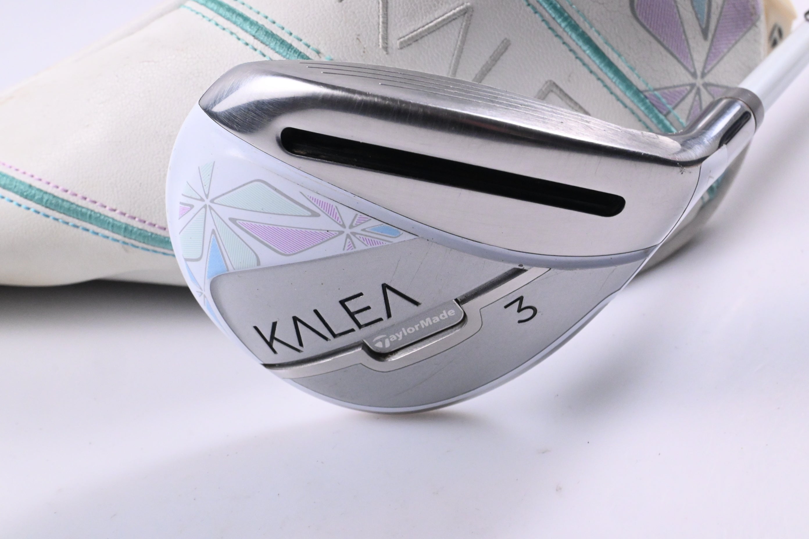 Ladies Taylormade Kalea 3 #3 Wood / 17 Degree / Ladies Flex Ultralight 45 Shaft