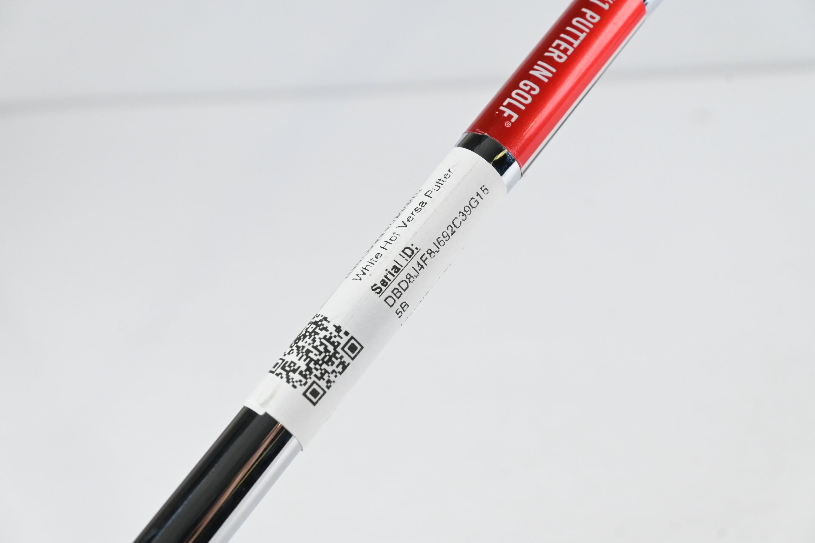 Odyssey White Hot Versa Seven Putter / 33 Inch