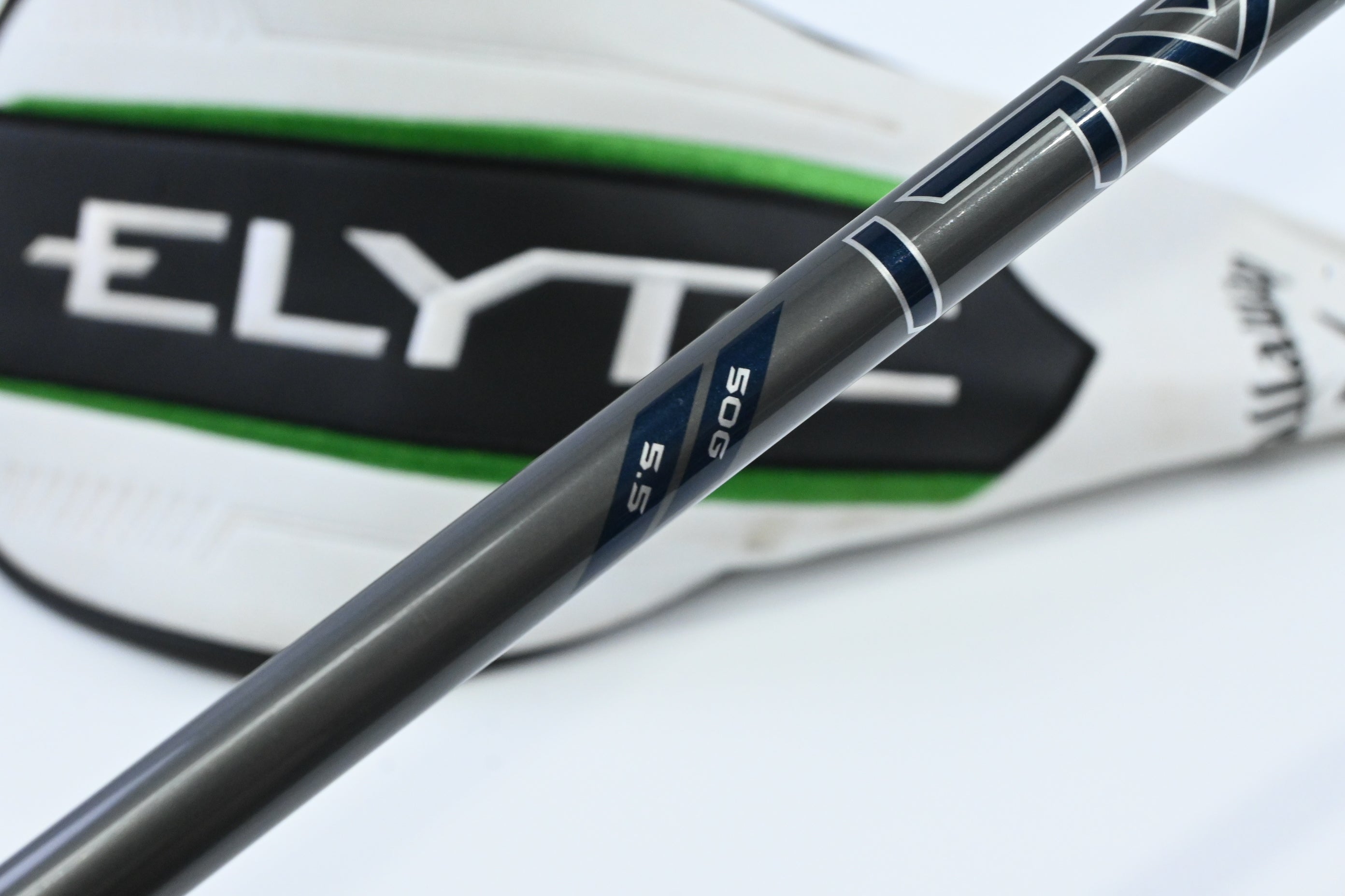 Callaway Elyte Driver / 10.5 Degree / Regular Flex Denali Charcoal 50 Shaft