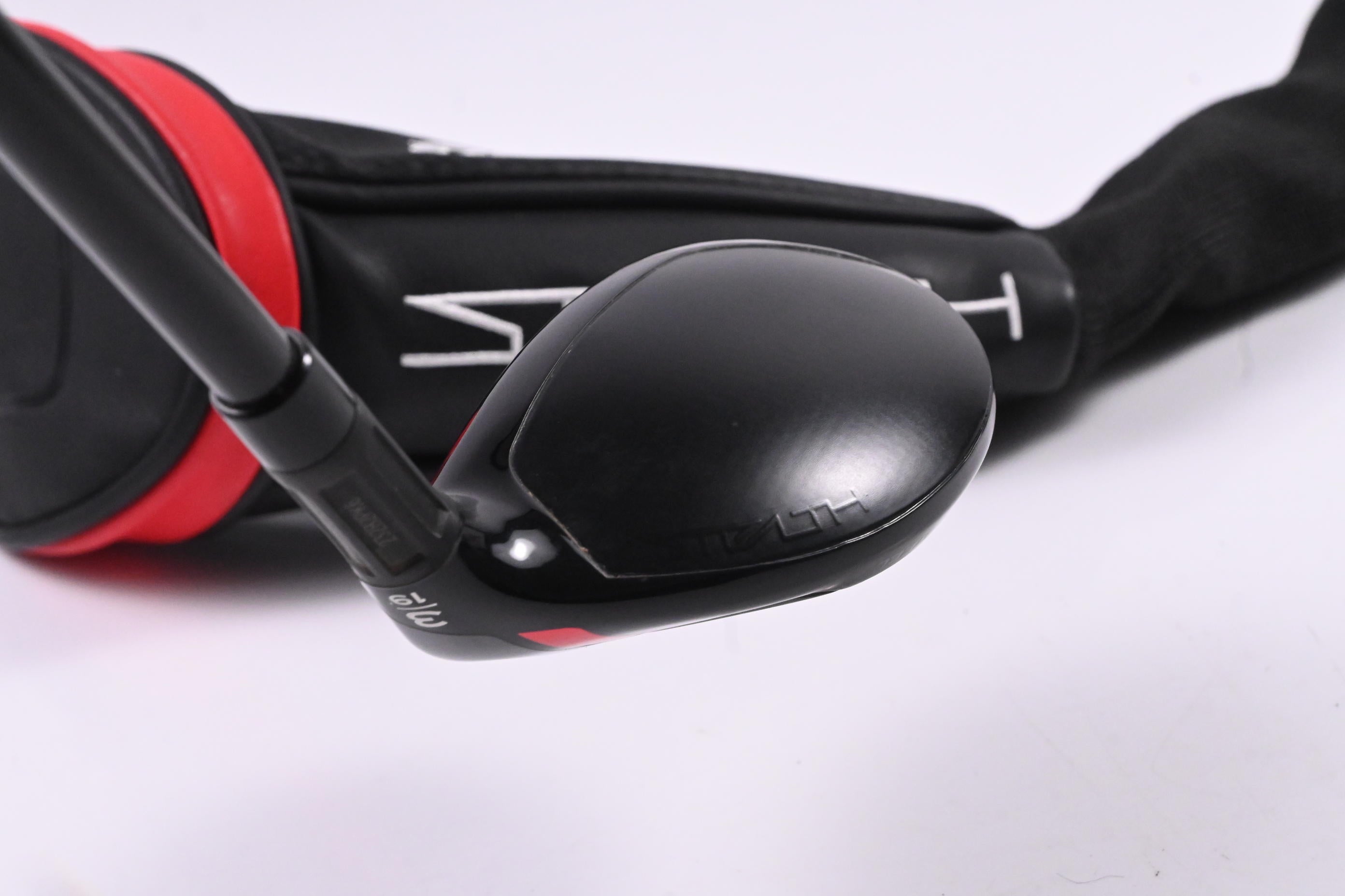 Taylormade Stealth #3 Hybrid / 19 Degree / Stiff Flex Fujikura Ventus Red 7