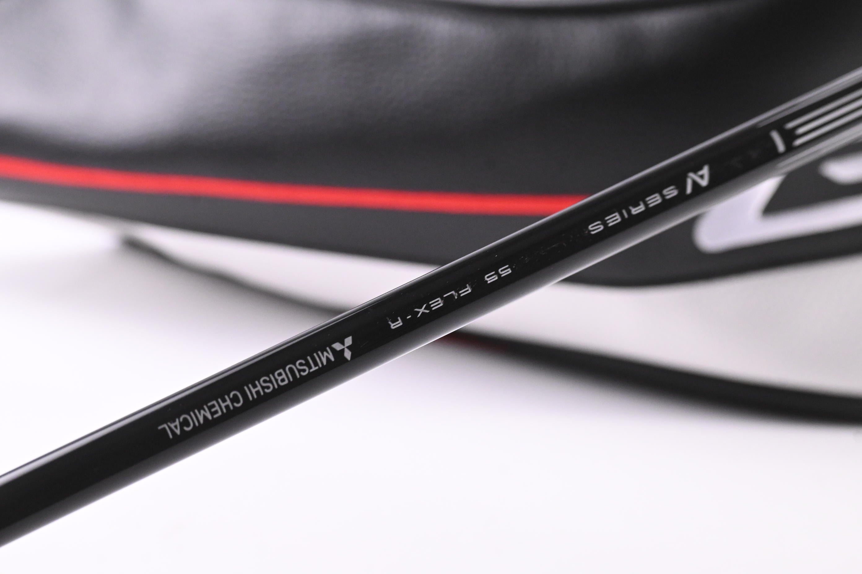 Left Hand Titleist GT2 Driver / 9 Degree / Regular Flex Tensei AV Blue 55 Shaft