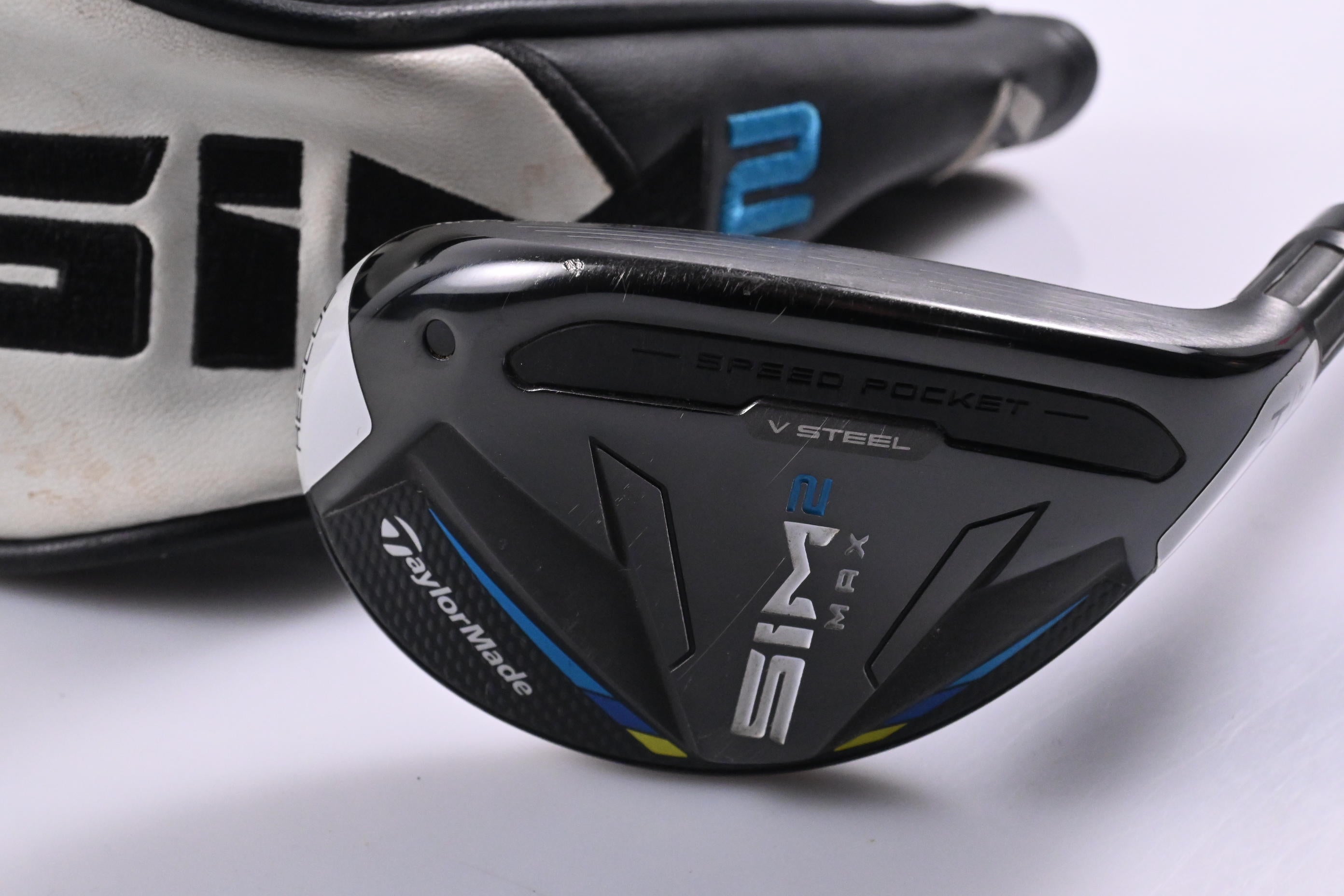 Taylormade SIM Max #4 Hybrid / 22 Degree / Stiff Flex Ventus Blue 7 Shaft