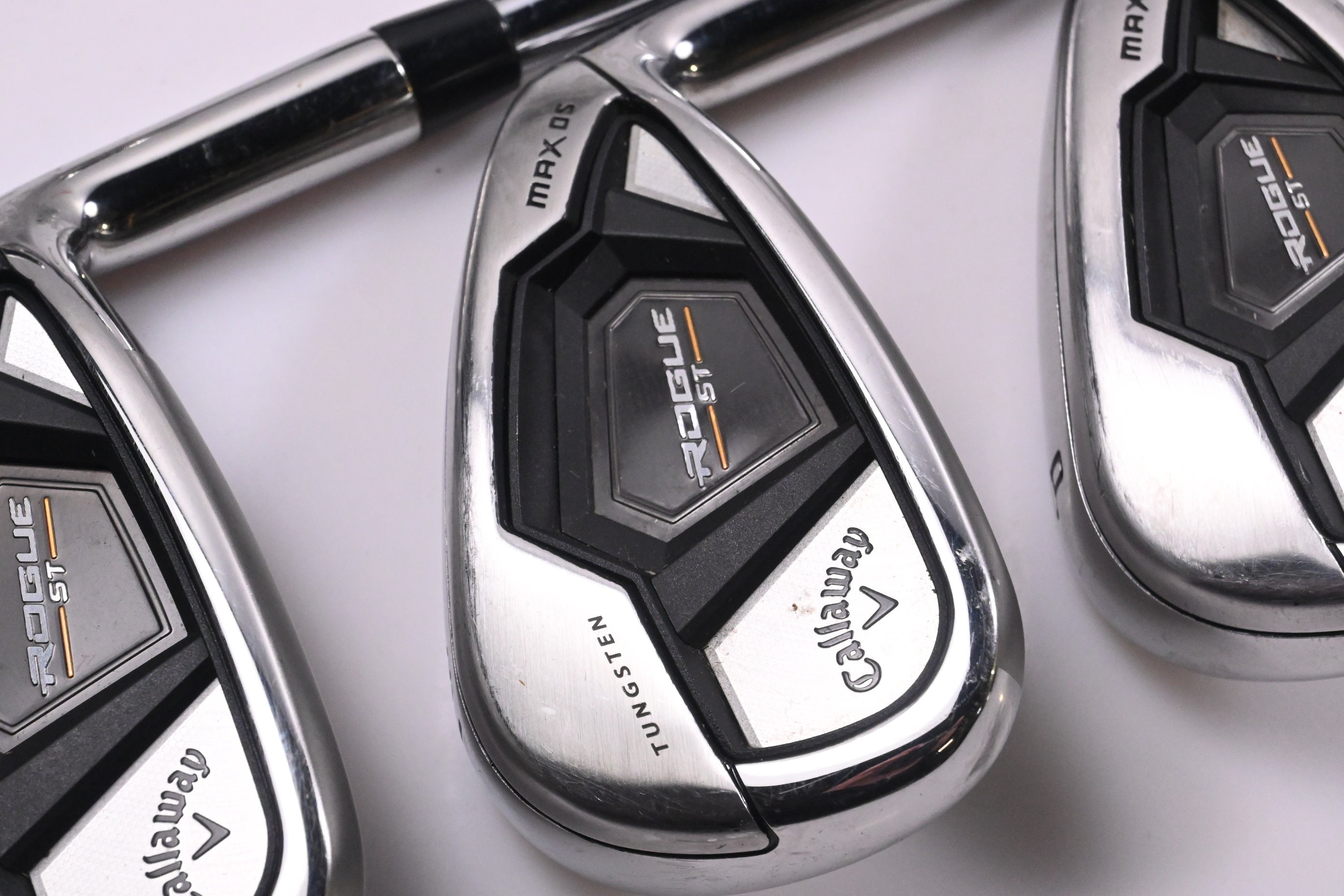 Callaway Rogue ST Max OS Irons / 6-PW / Regular Flex Elevate MPH 85 Shafts