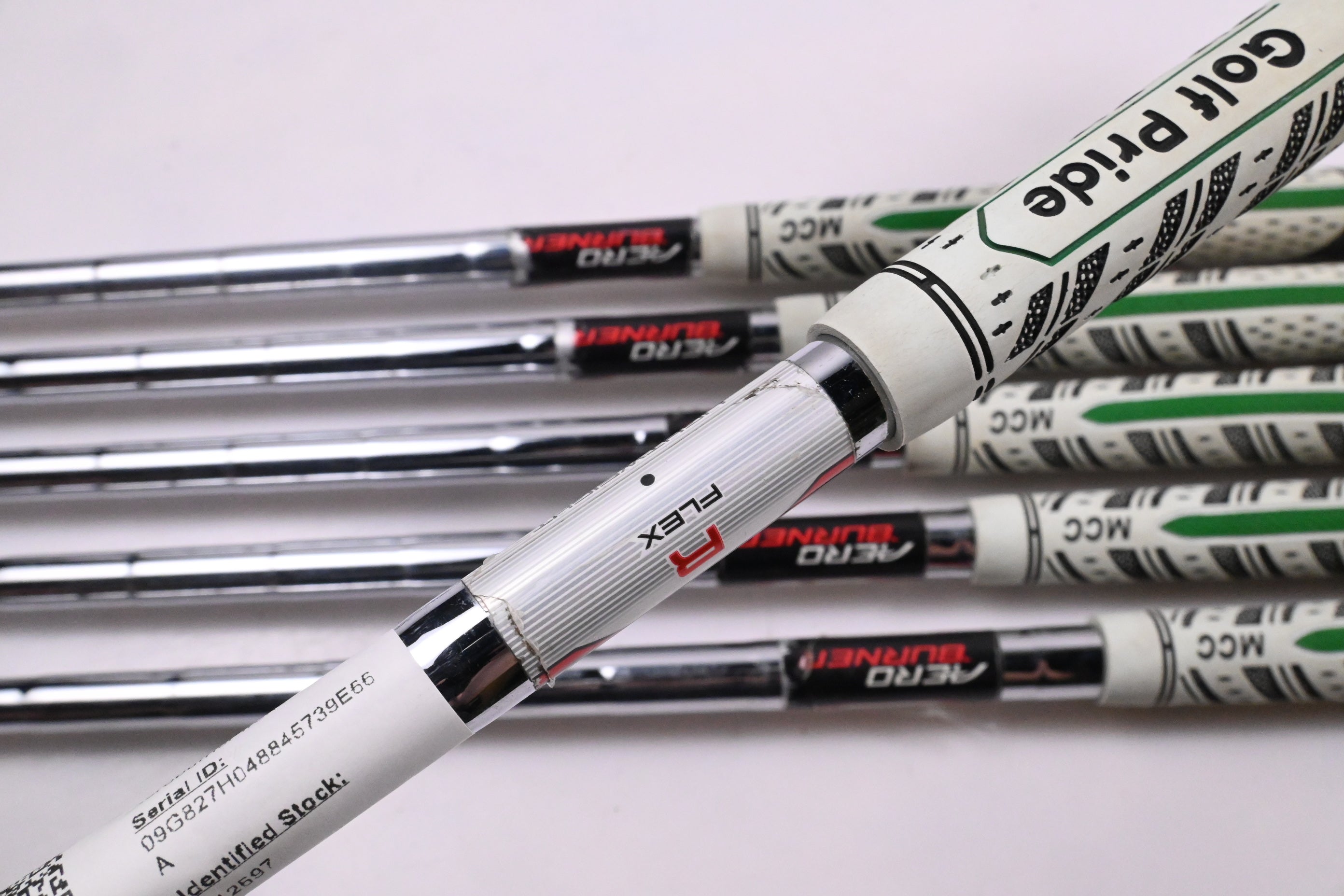 Taylormade Aeroburner Irons / 5-PW / Regular Flex Taylormade Shafts