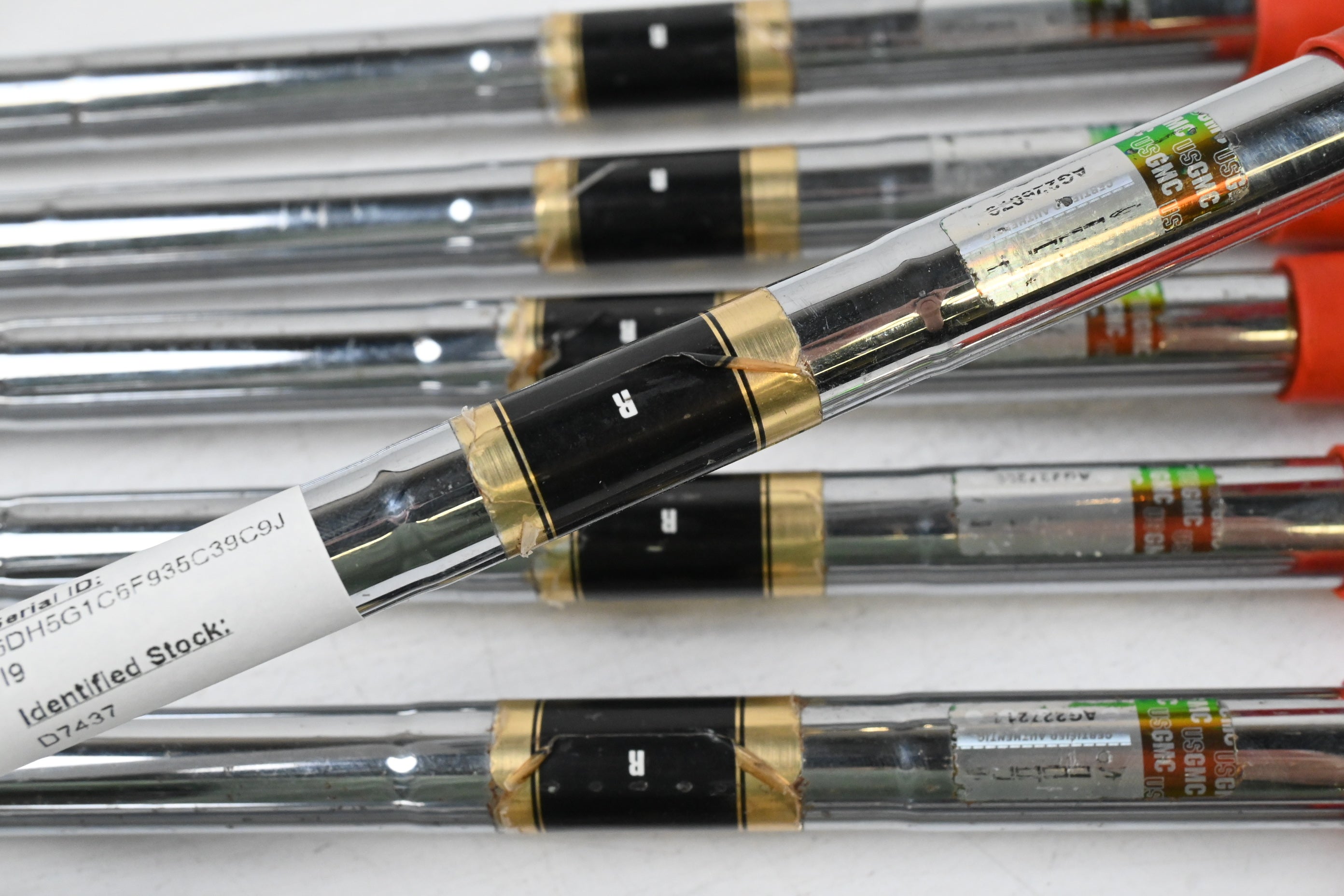 Cobra AMP Irons / 4-PW / Regular Flex Dynalite 90 Shafts