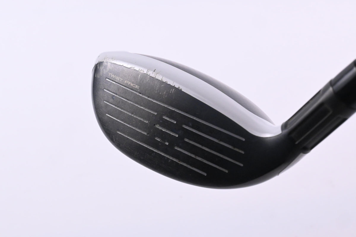 Taylormade SIM2 Max #3 Hybrid / 19 Degree / Regular Flex Fujikura Ventus Blue 6