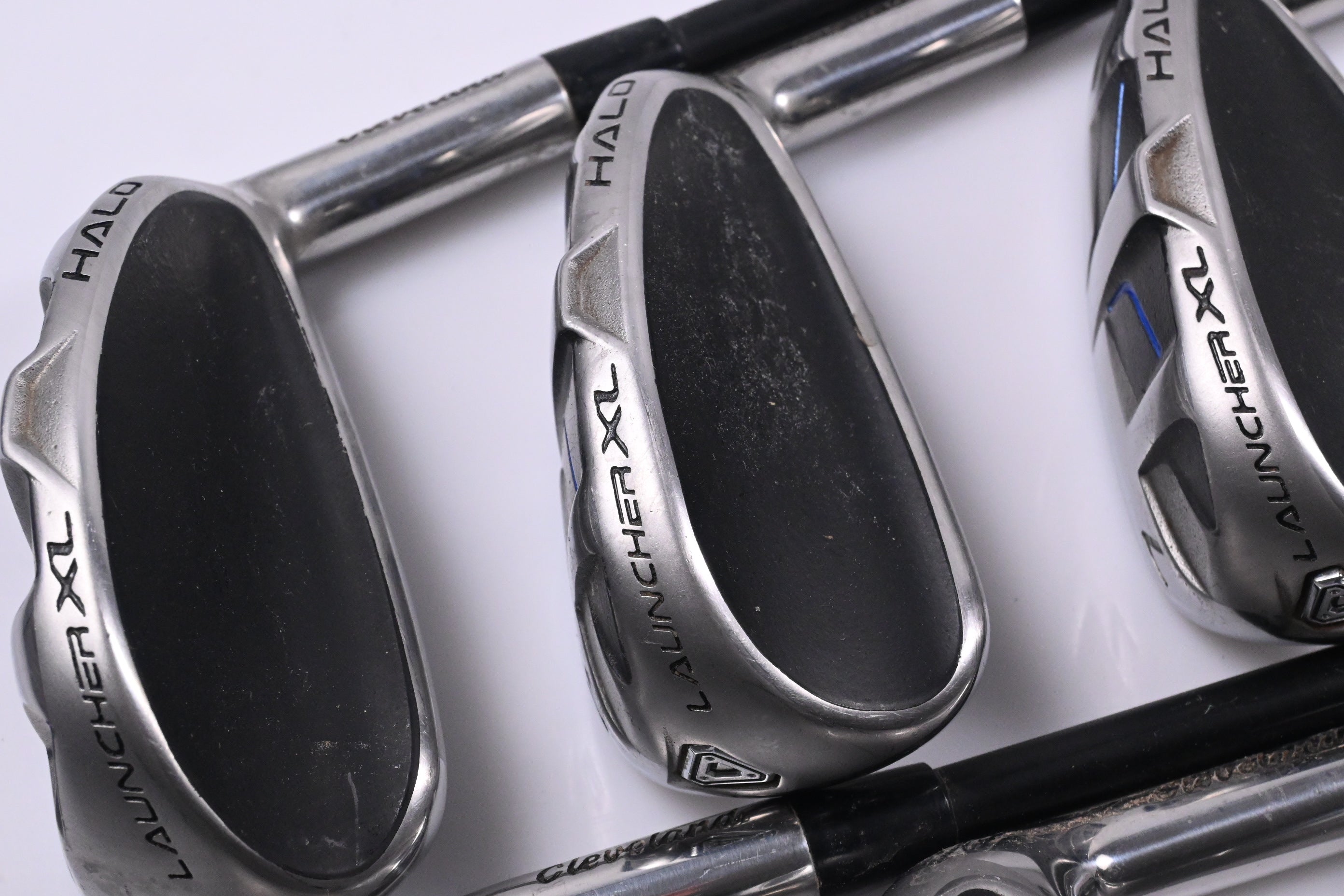 Cleveland Launcher XL Halo Irons / 5-PW / Regular Flex Cypher 60 Shafts
