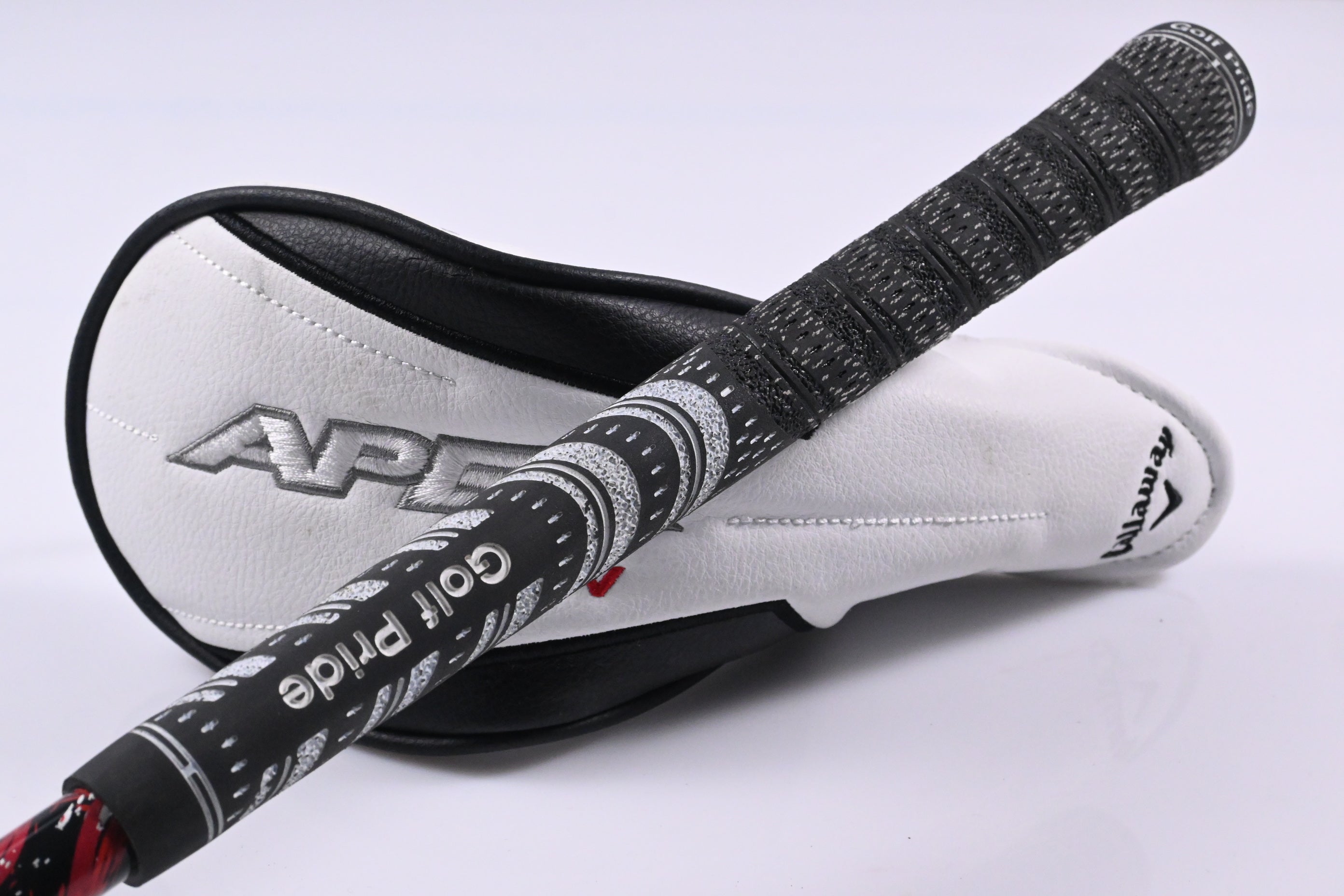 Callaway Apex UW 24 #2 Hybrid / 17 Degree / X-Flex Kai'li Red 60 Shaft