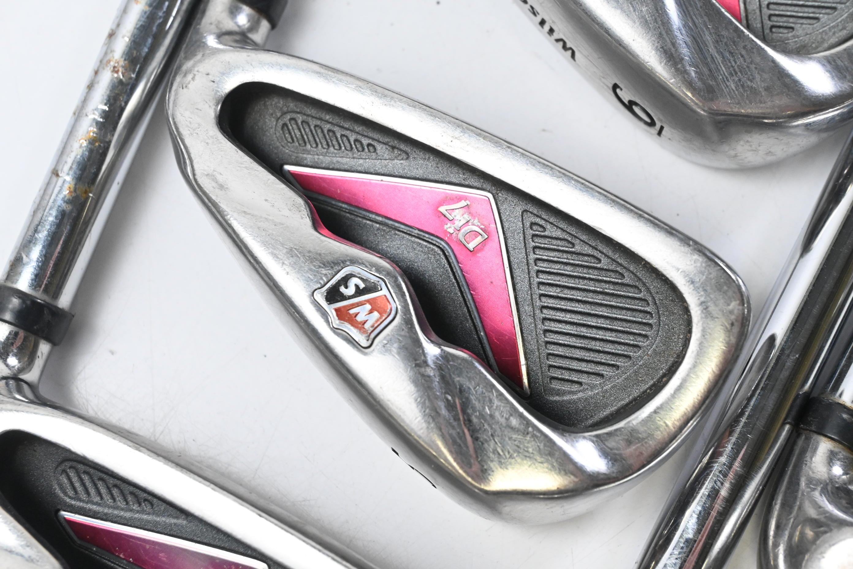 Wilson Di7 Irons / 4-PW+SW / Uniflex True Temper TX-105 Steel Shafts