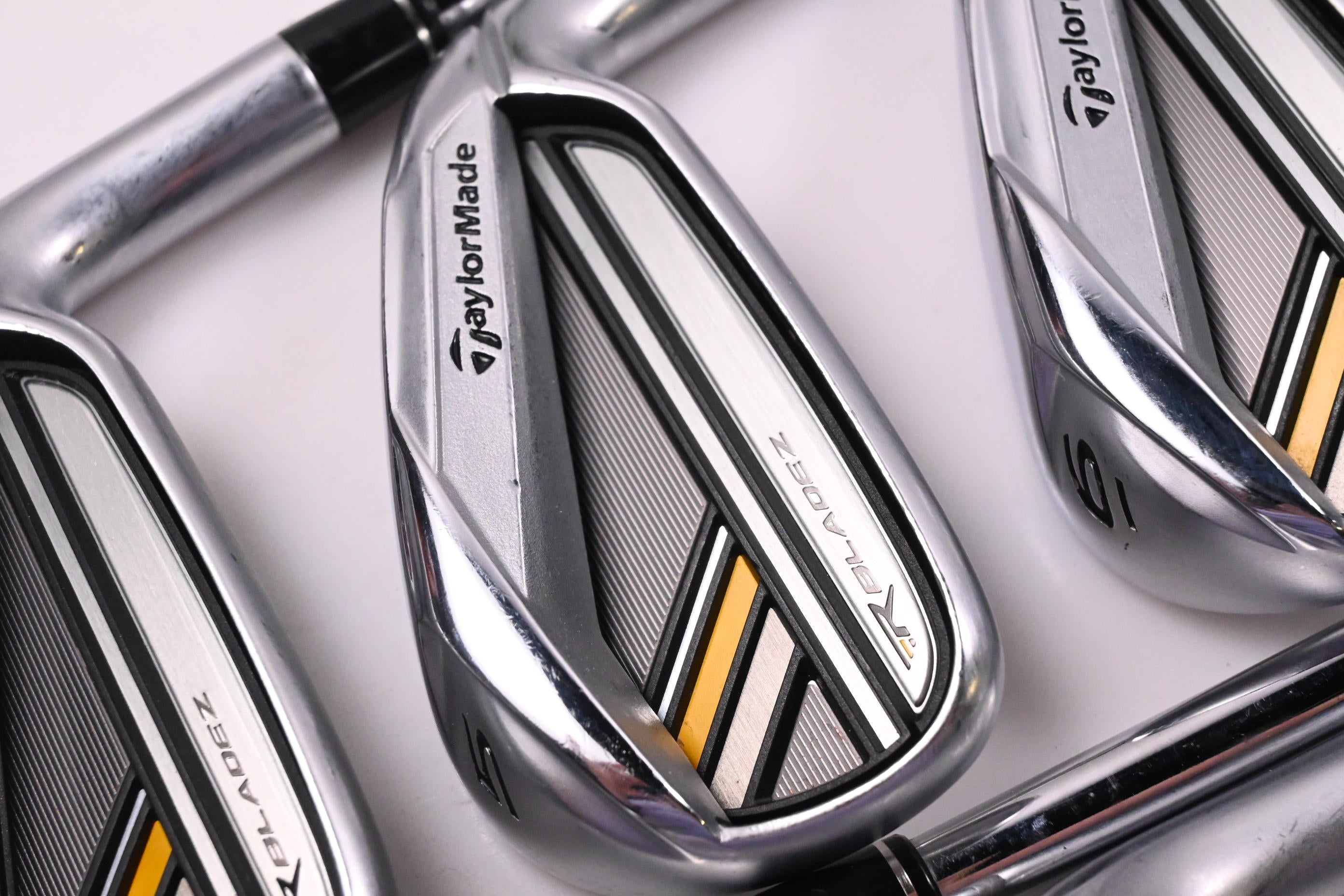 Taylormade Rocketbladez Irons / 4-PW+SW / Regular Flex Rocketfuel 85 Shafts
