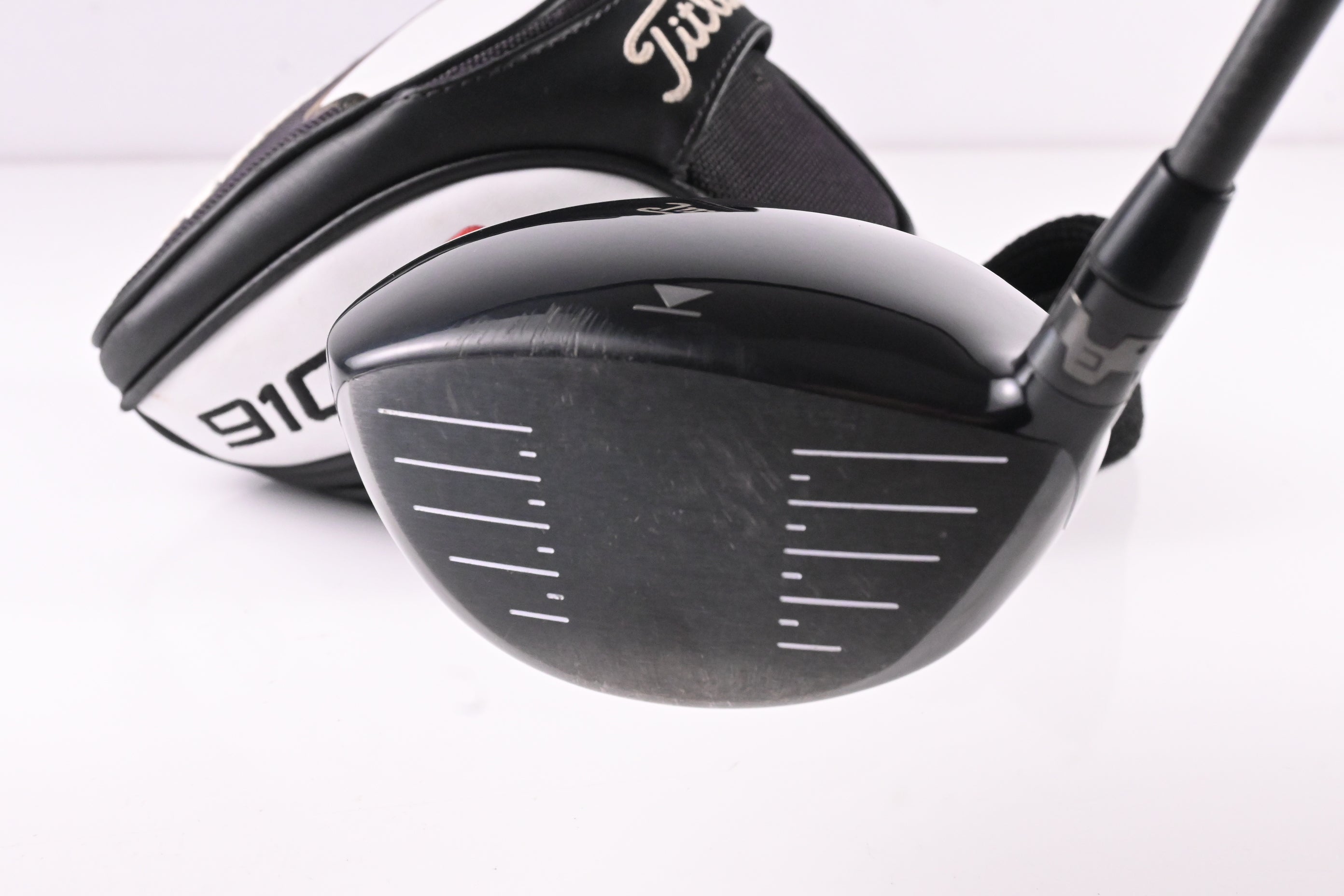Titleist 910 D2 Driver / 9.5 Degree / Stiff Flex Aldila RIP Alpha 60 Shaft