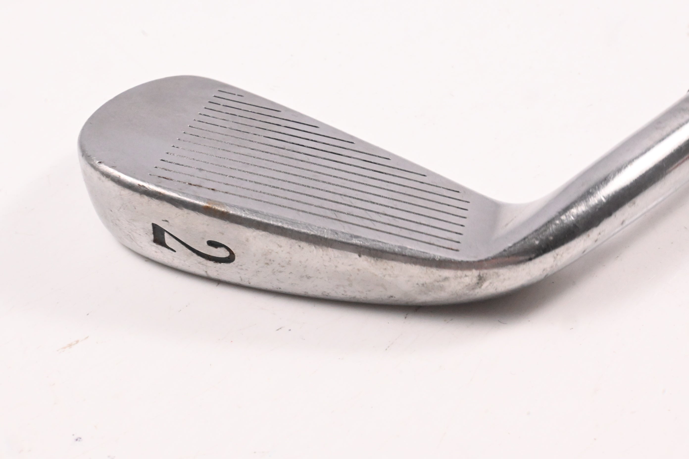 Titleist DCI 981 #2 Iron / 19.5 Degree / Stiff Flex Dynamic Gold Shaft