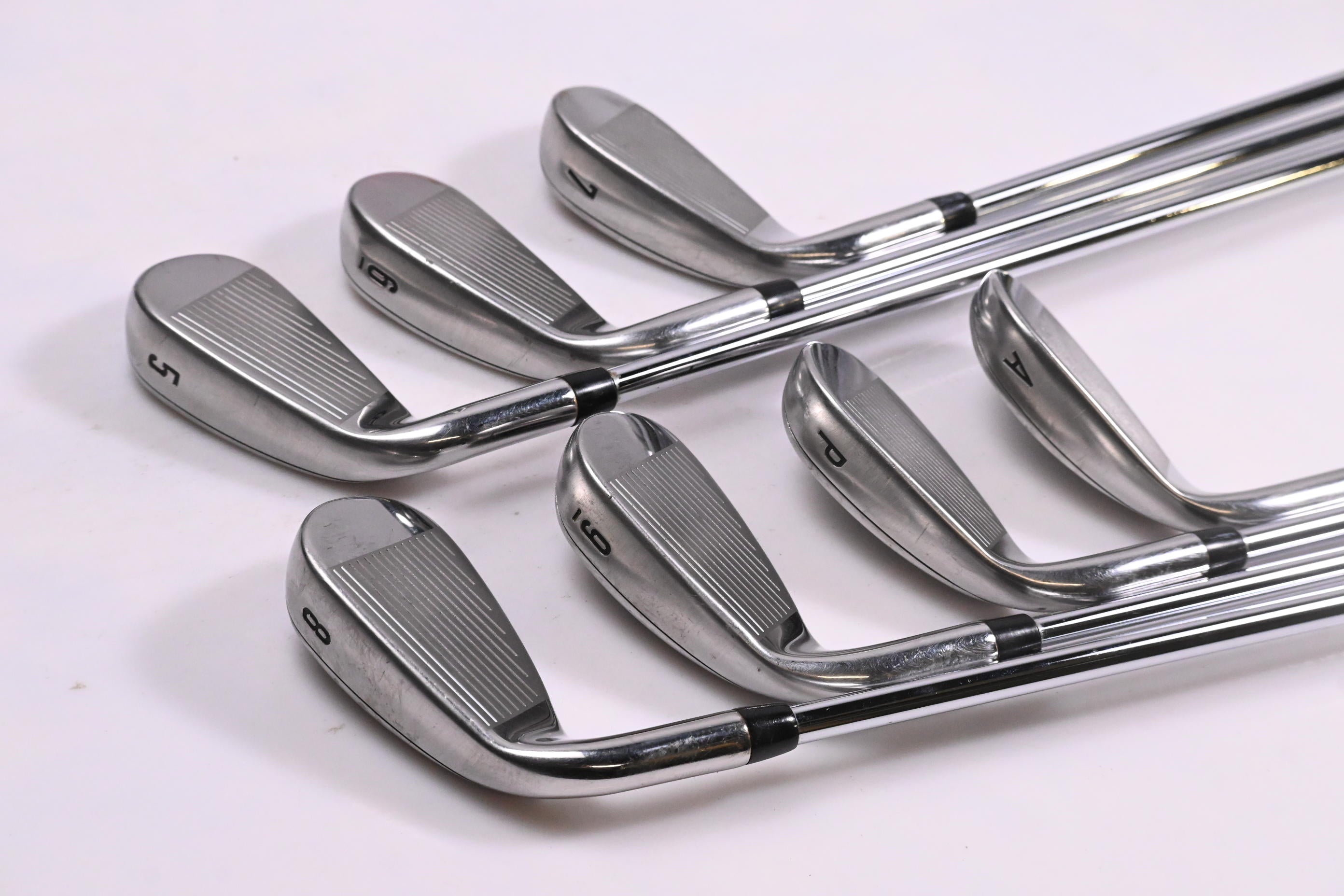 Callaway Mavrik Irons / 5-PW+GW / Regular Flex Elevate 95 Shafts
