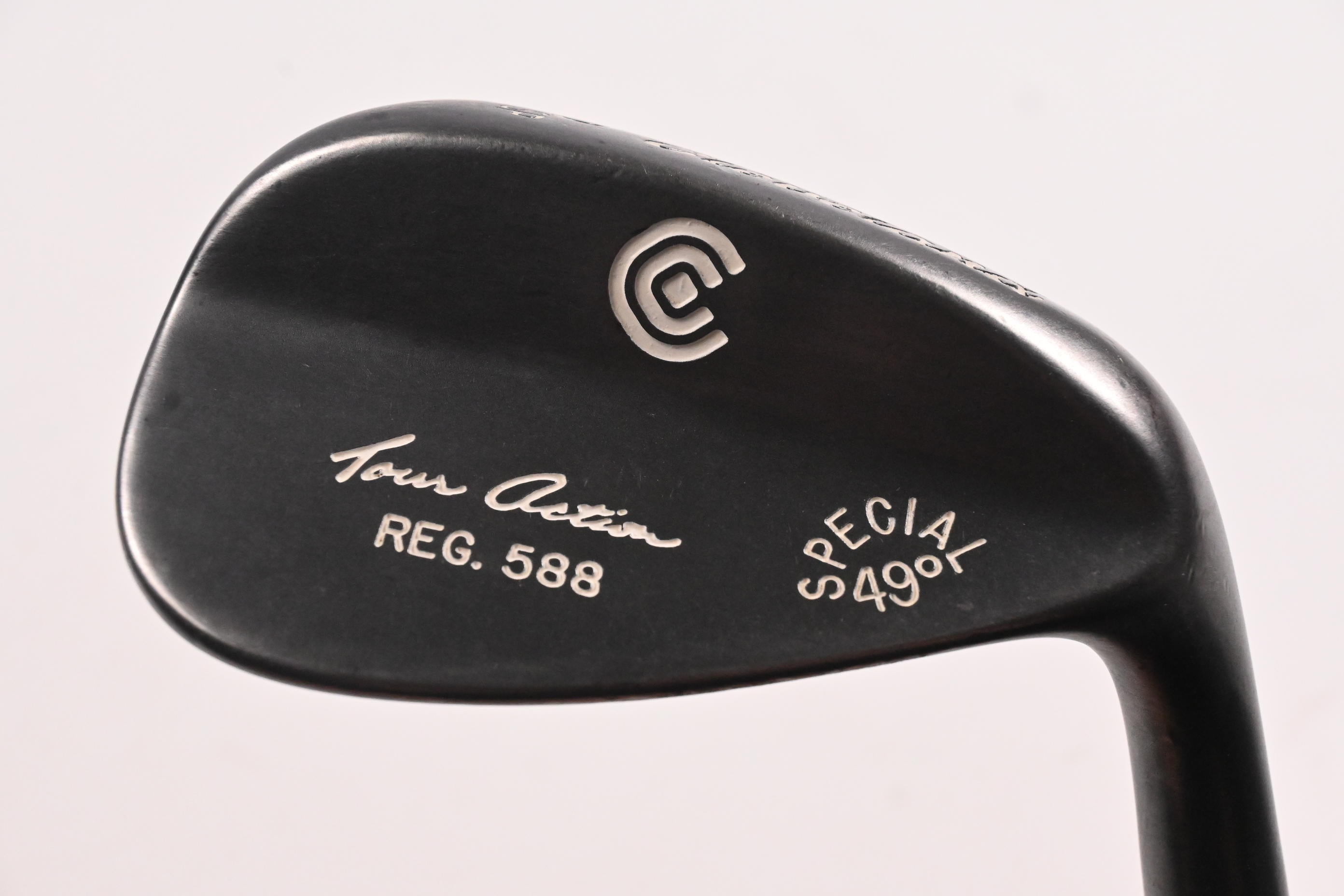 Cleveland Reg 588 RTG Pitching Wedge / 46 Degree / Wedge Flex Shaft
