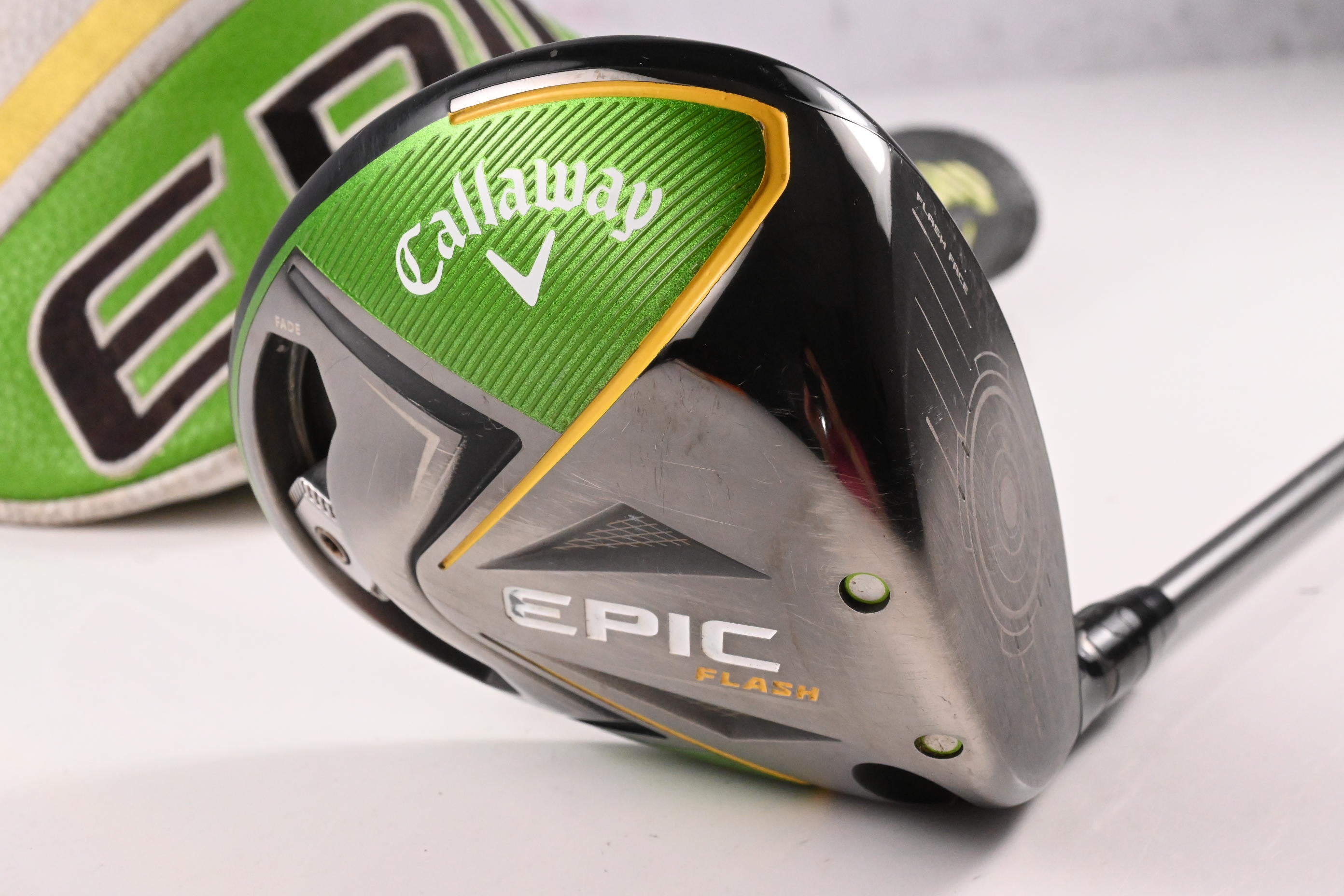 Callaway Epic Flash Driver / 10.5 Degree / Regular Flex Aldila Rogue M-AX 65