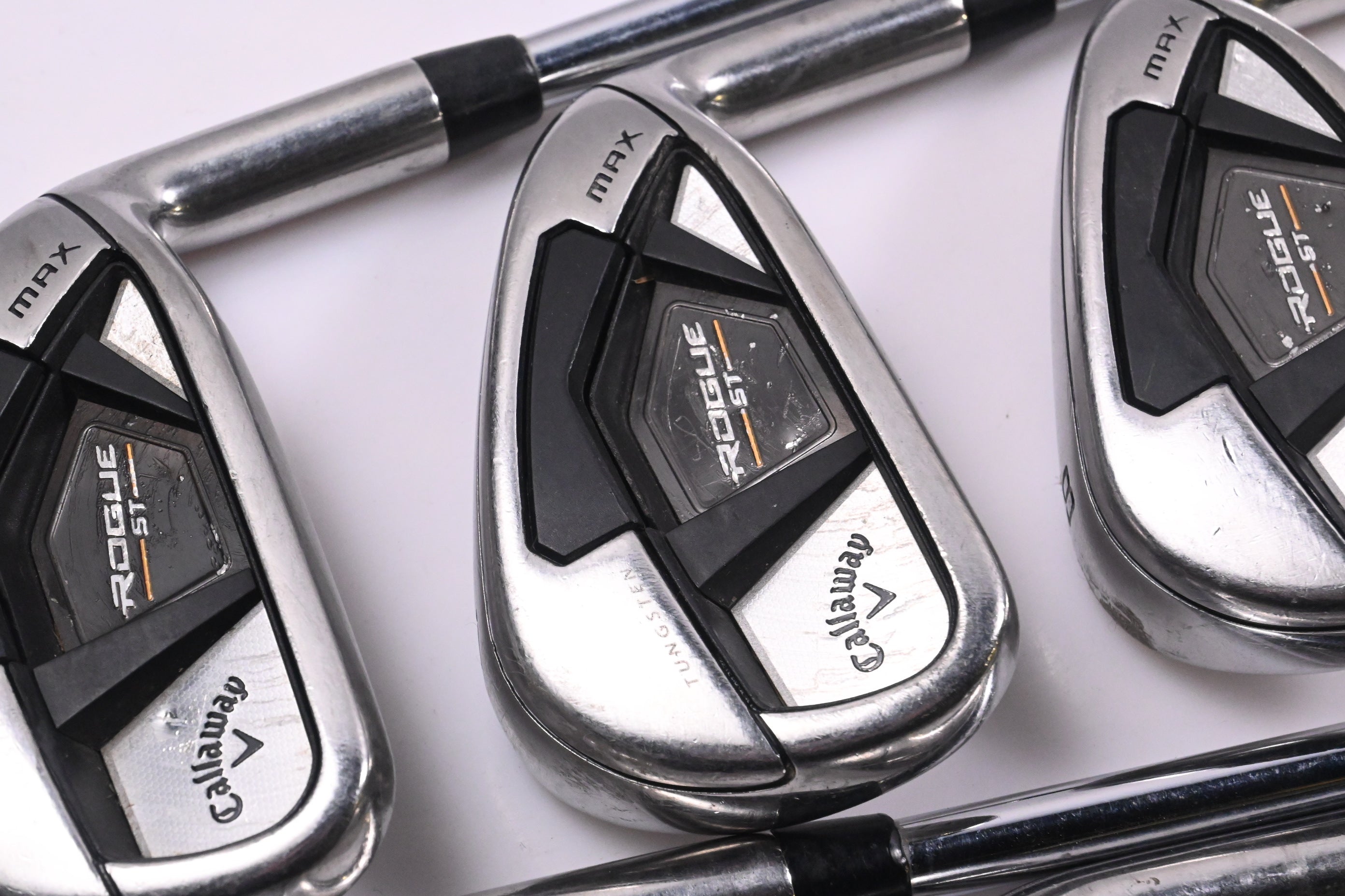 Callaway Rogue ST Max Irons / 6-PW+GW / Regular Flex Elevate MPH 95 Shafts