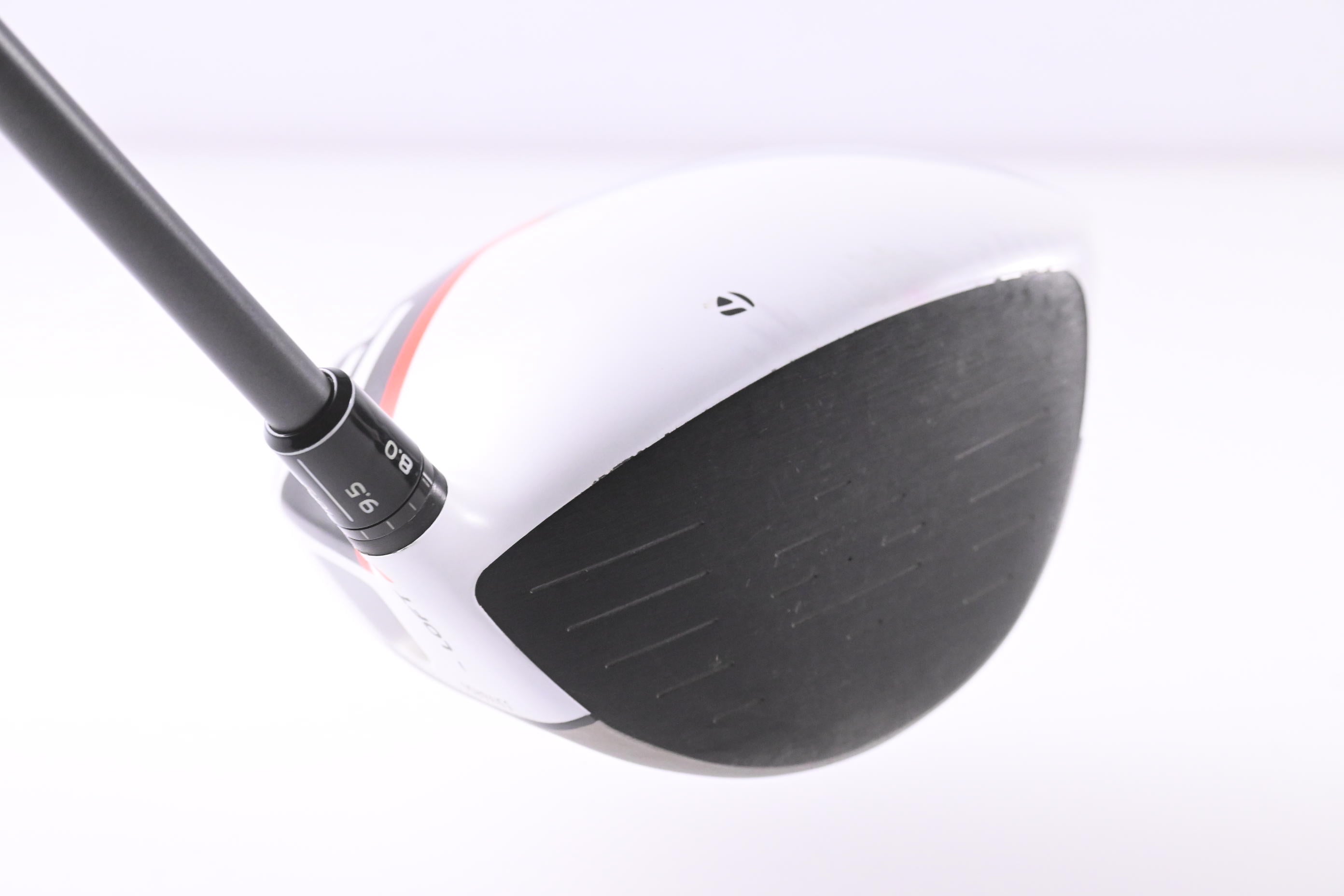 Left Hand Taylormade R1 Driver / 10.5 Degree / Regular Flex Aldila RIP Phenom 55