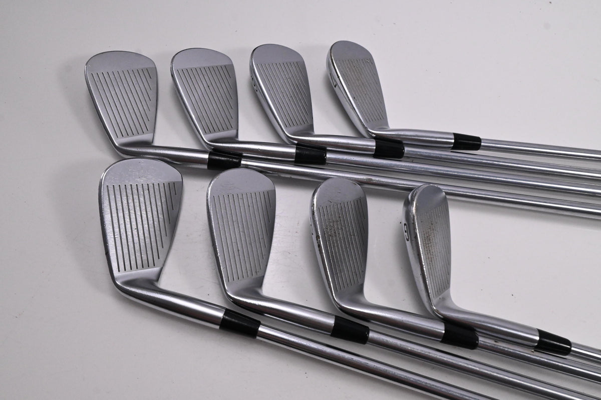Mizuno JPX 921 Tour Irons / 4-PW+GW / Stiff Flex Project X LS 120 Shafts