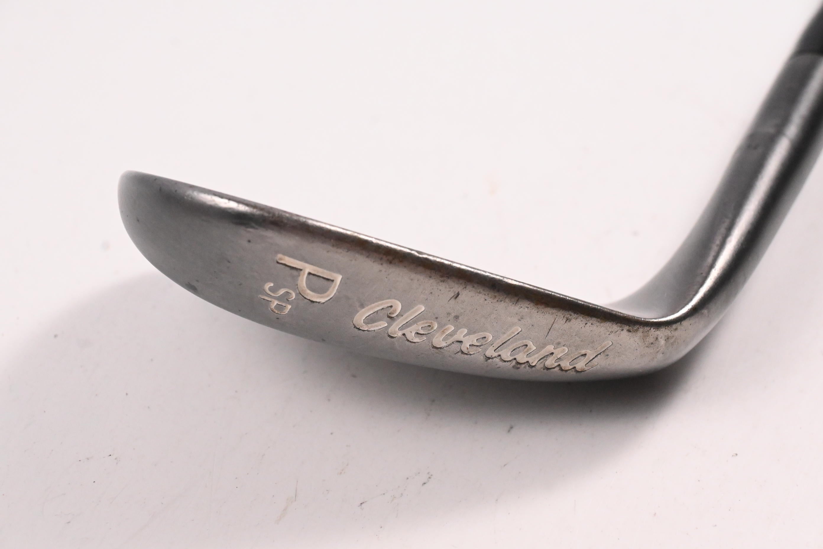 Cleveland Reg 588 RTG Pitching Wedge / 46 Degree / Wedge Flex Shaft