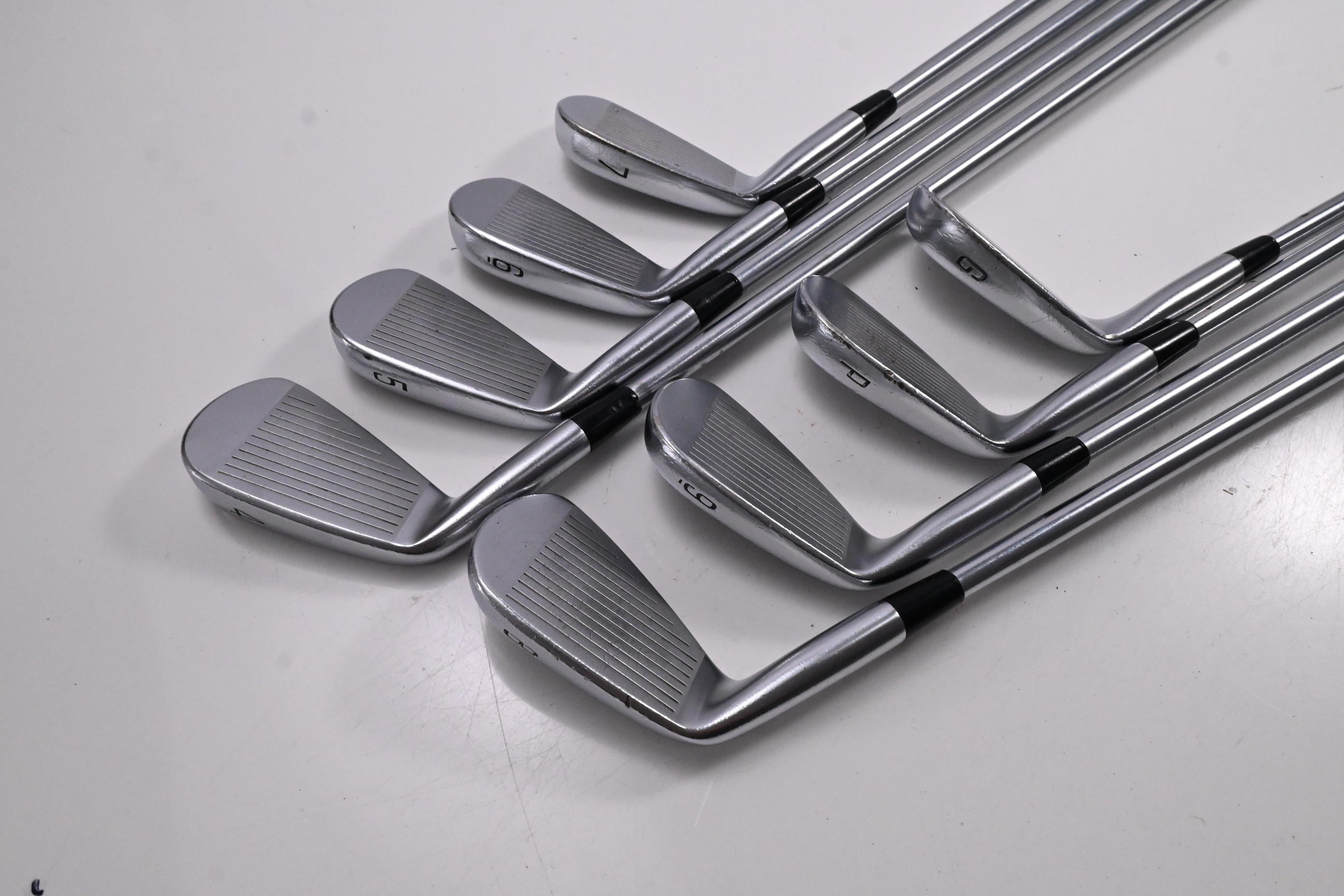 Mizuno JPX 921 Tour Irons / 4-PW+GW / Stiff Flex Project X LS 120 Shafts