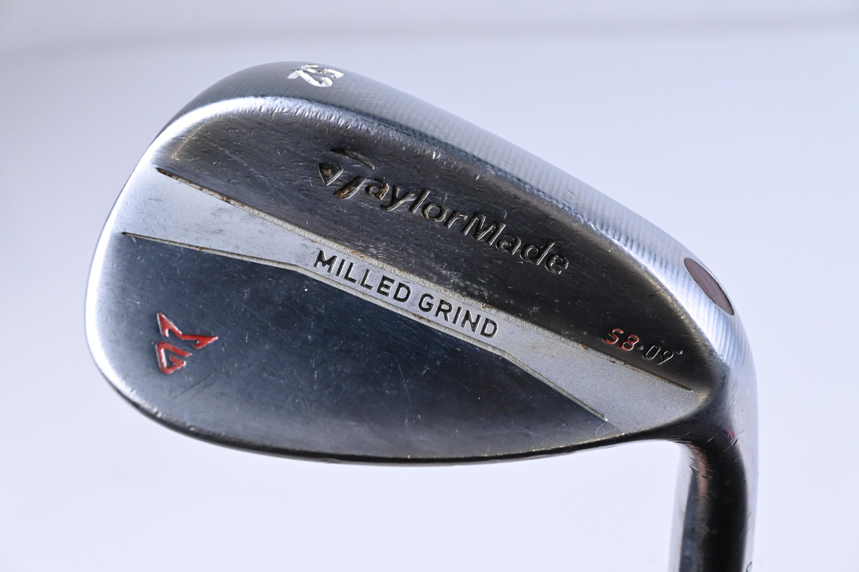 Taylormade Milled Grind Gap Wedge / 52 Degree / Wedge Flex Dynamic Gold Shaft