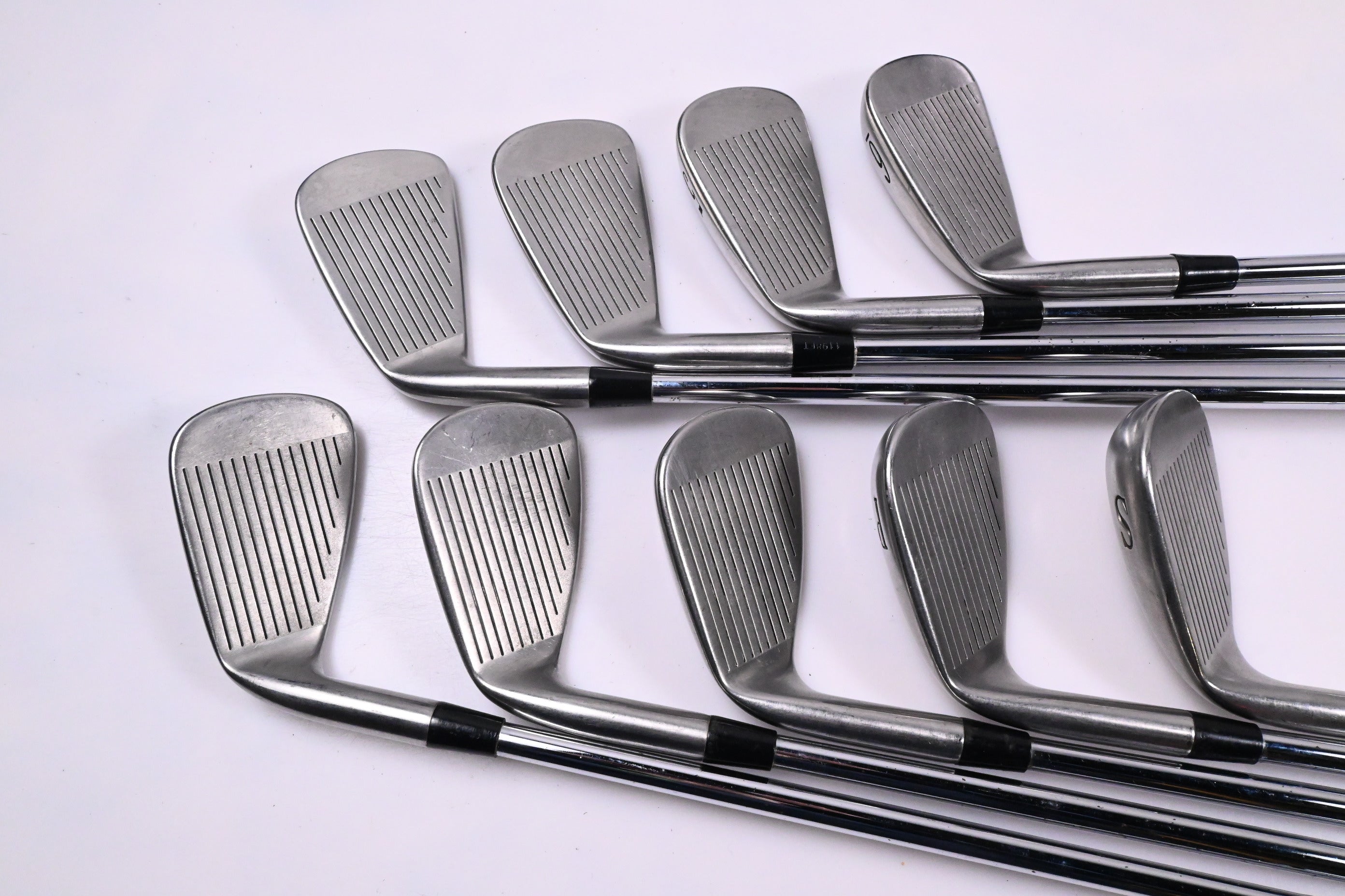 Titleist DCI 981 Irons / 3-PW+SW / Regular Flex Titleist Tri-Spec Shafts