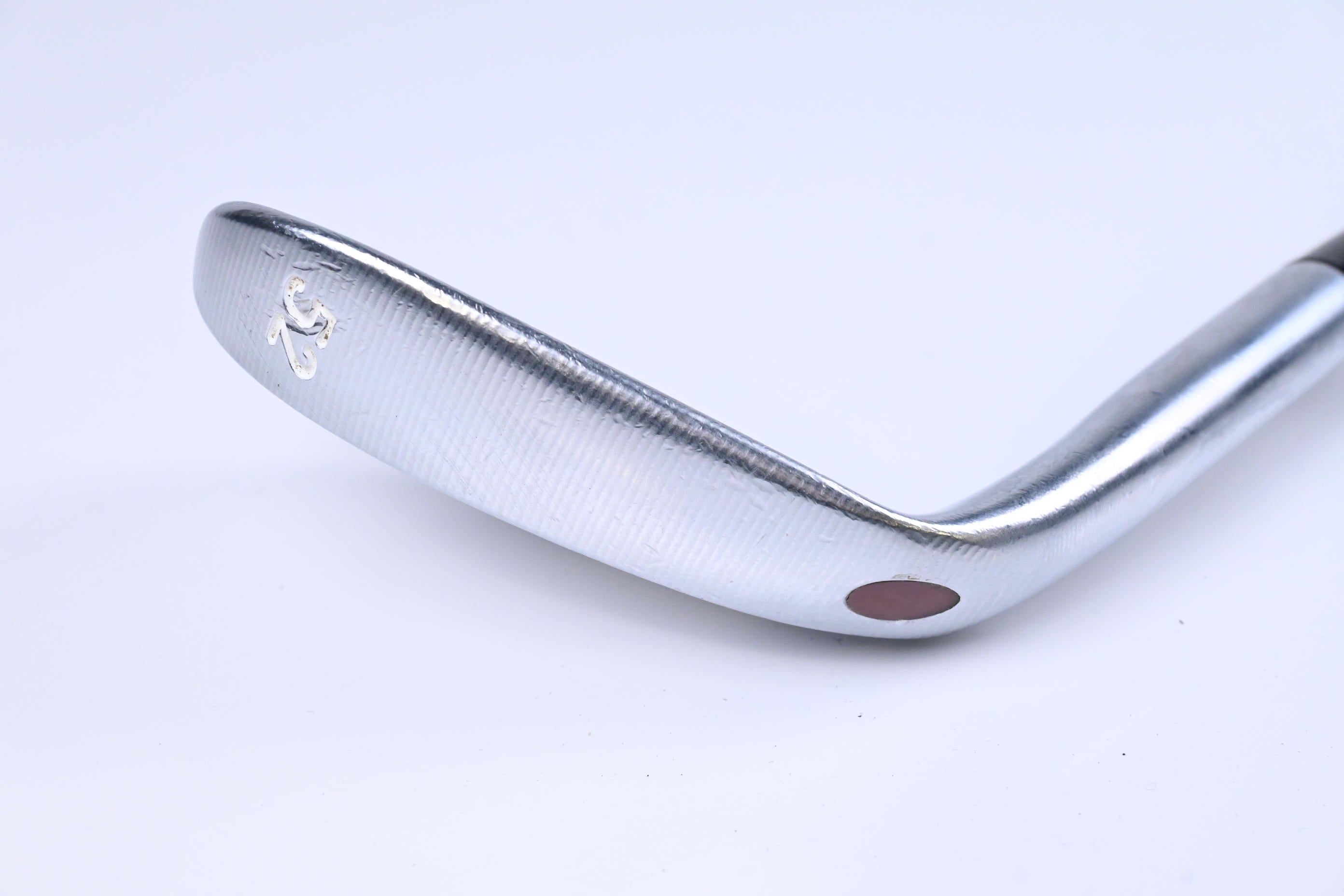 Taylormade Milled Grind Gap Wedge / 52 Degree / Wedge Flex Dynamic Gold Shaft