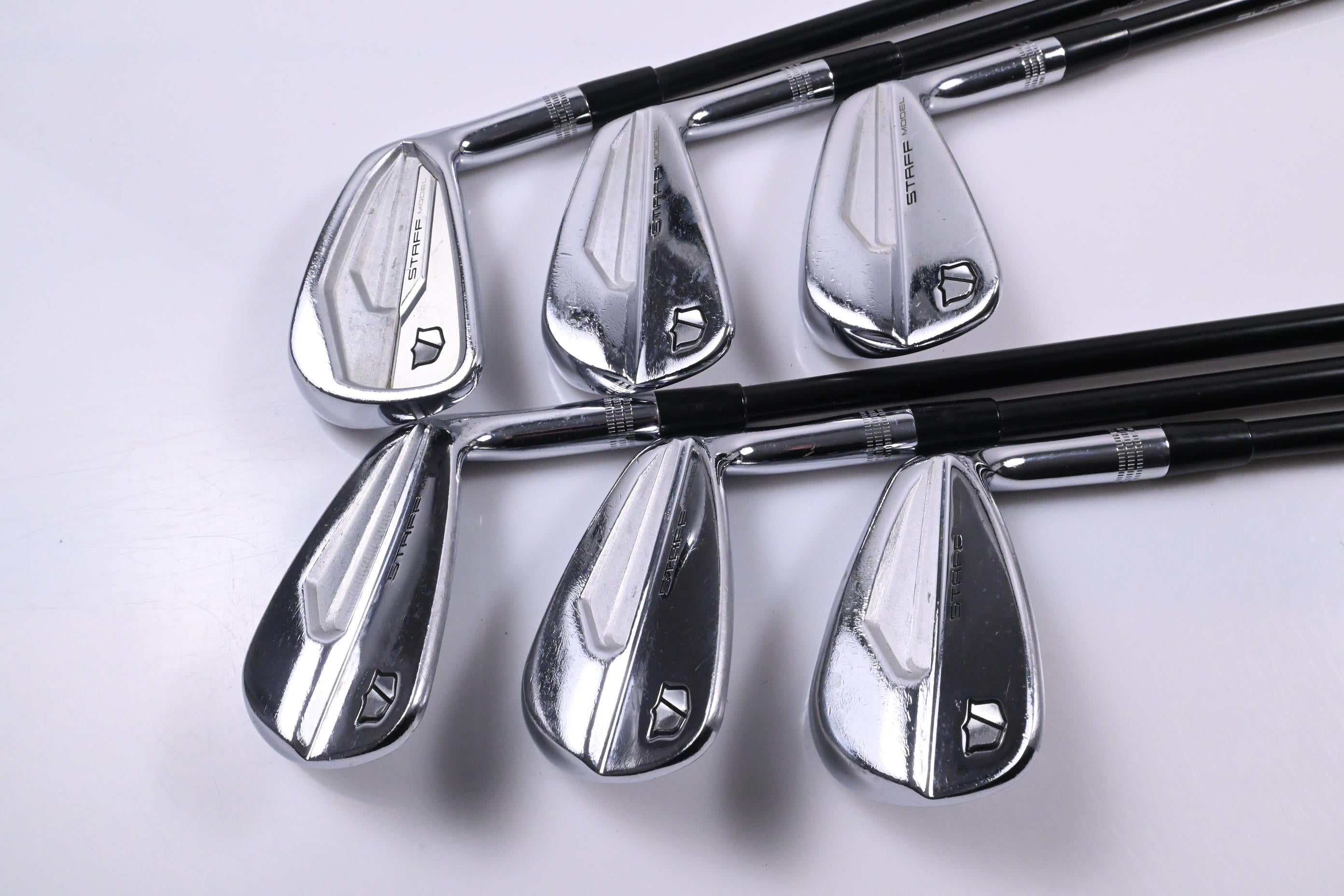 Wilson Staff Model CB/Blade 2024 Irons / 5-PW / X-Flex Axiom Velocore 105 Shafts