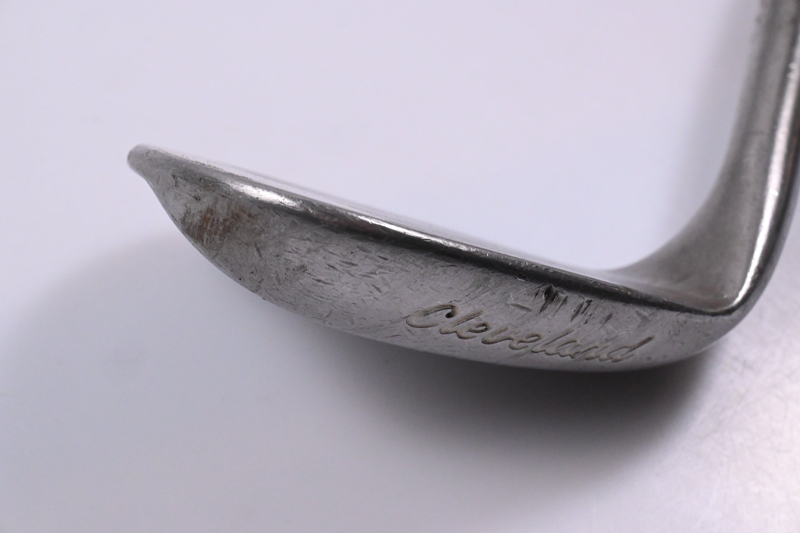 Cleveland Reg 588 RTG Gap Wedge / 53 Degree / Stiff Flex Dynamic Gold Shaft