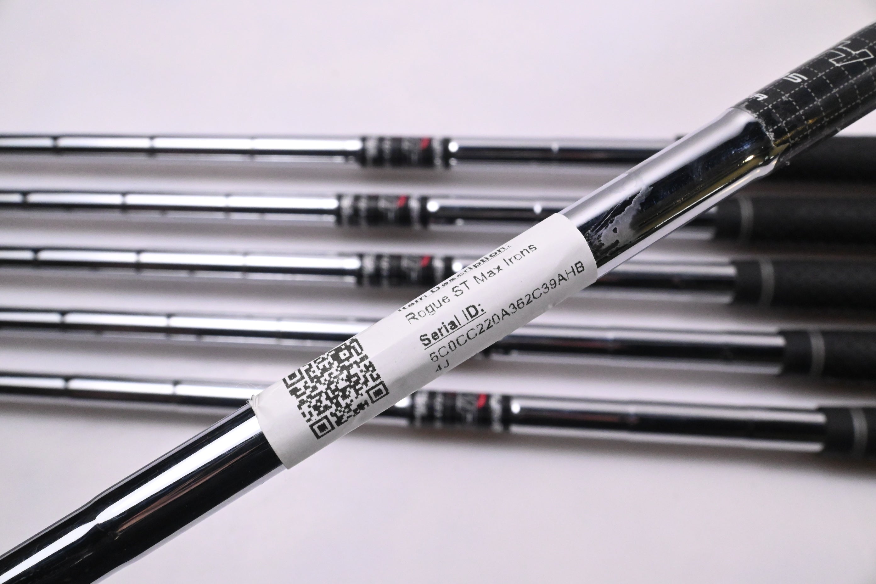 Callaway Rogue ST Max Irons / 6-PW+GW / Regular Flex Elevate MPH 95 Shafts
