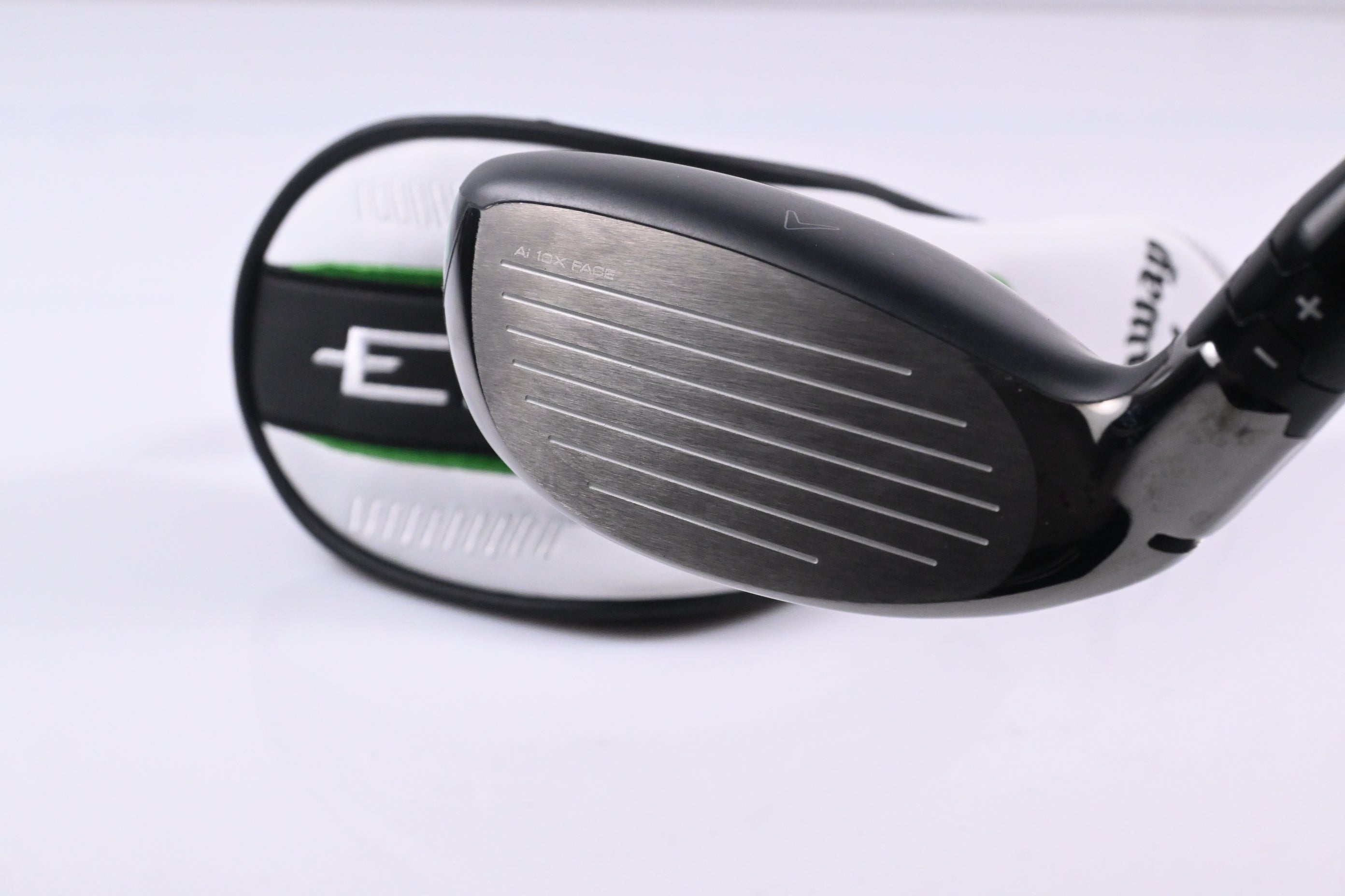 Callaway Elyte X #4 Hybrid / 21 Degree / Regular Flex Denali Charcoal 60 Shaft