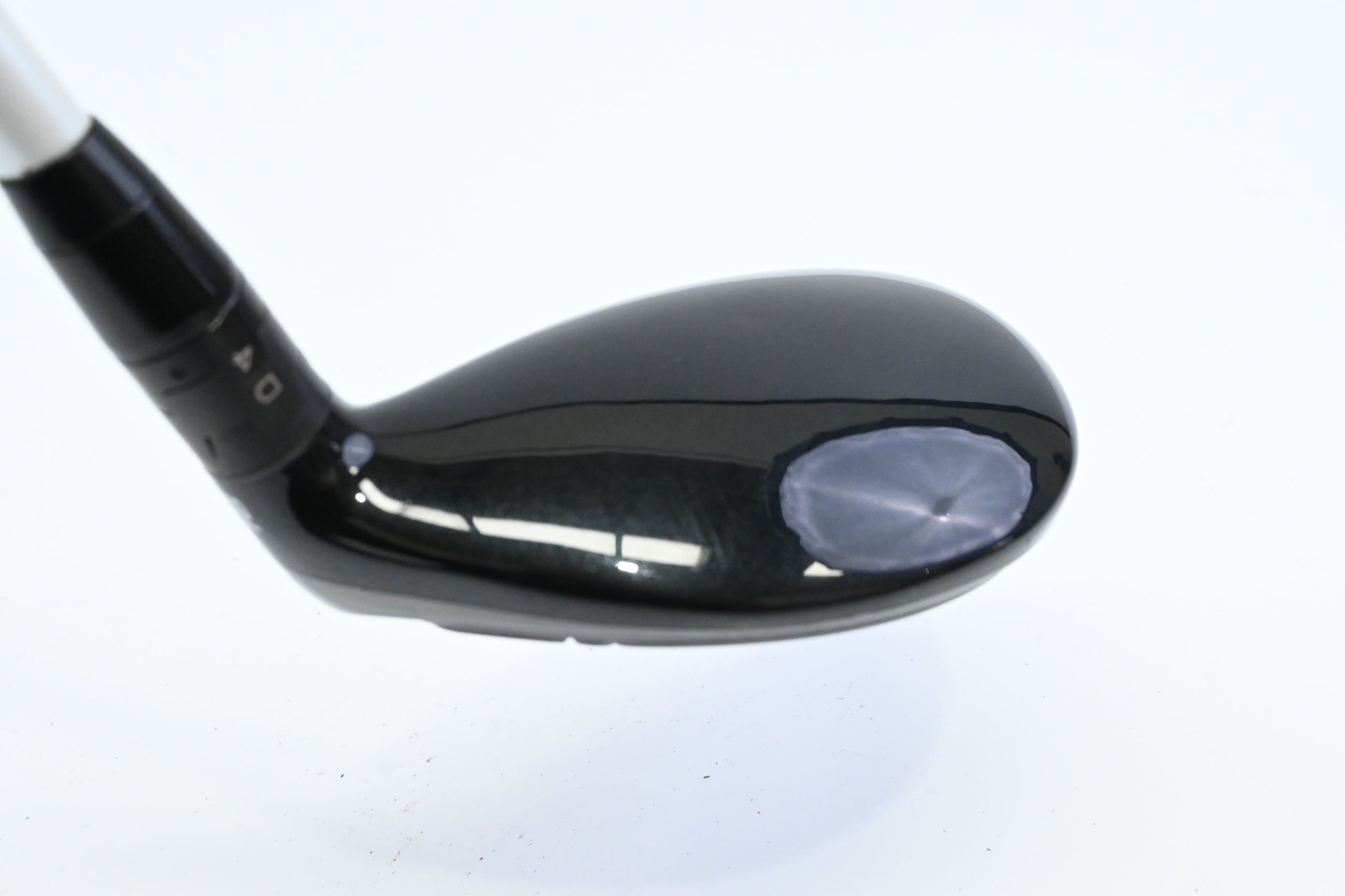 Titleist 915H #2 Hybrid / 18 Degree / Stiff Flex Aldila Rogue 110 MSI Shaft