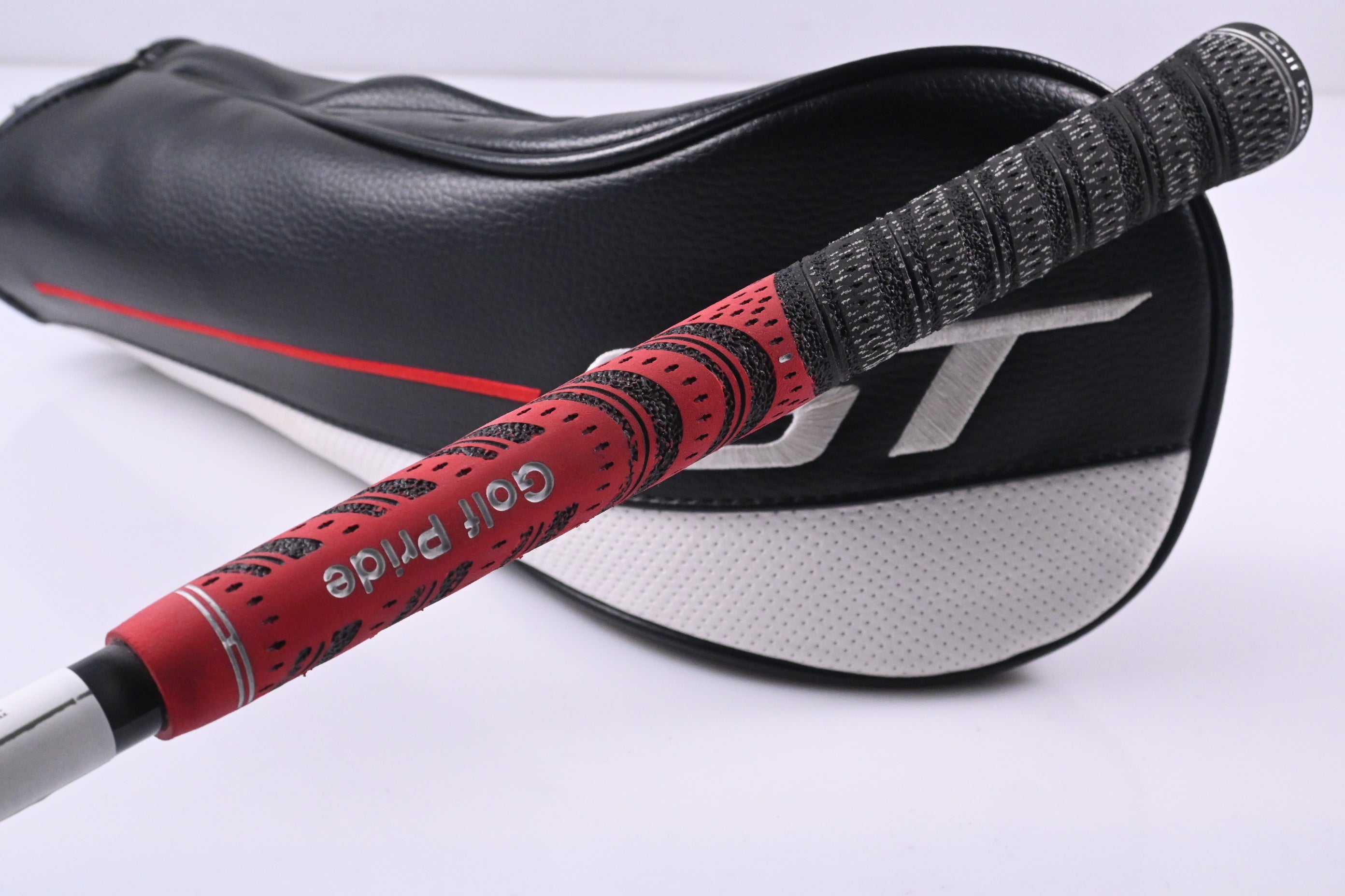 Titleist GT4 Driver / 8 Degree / Stiff Flex Evenflow Riptide 60 Small Batch