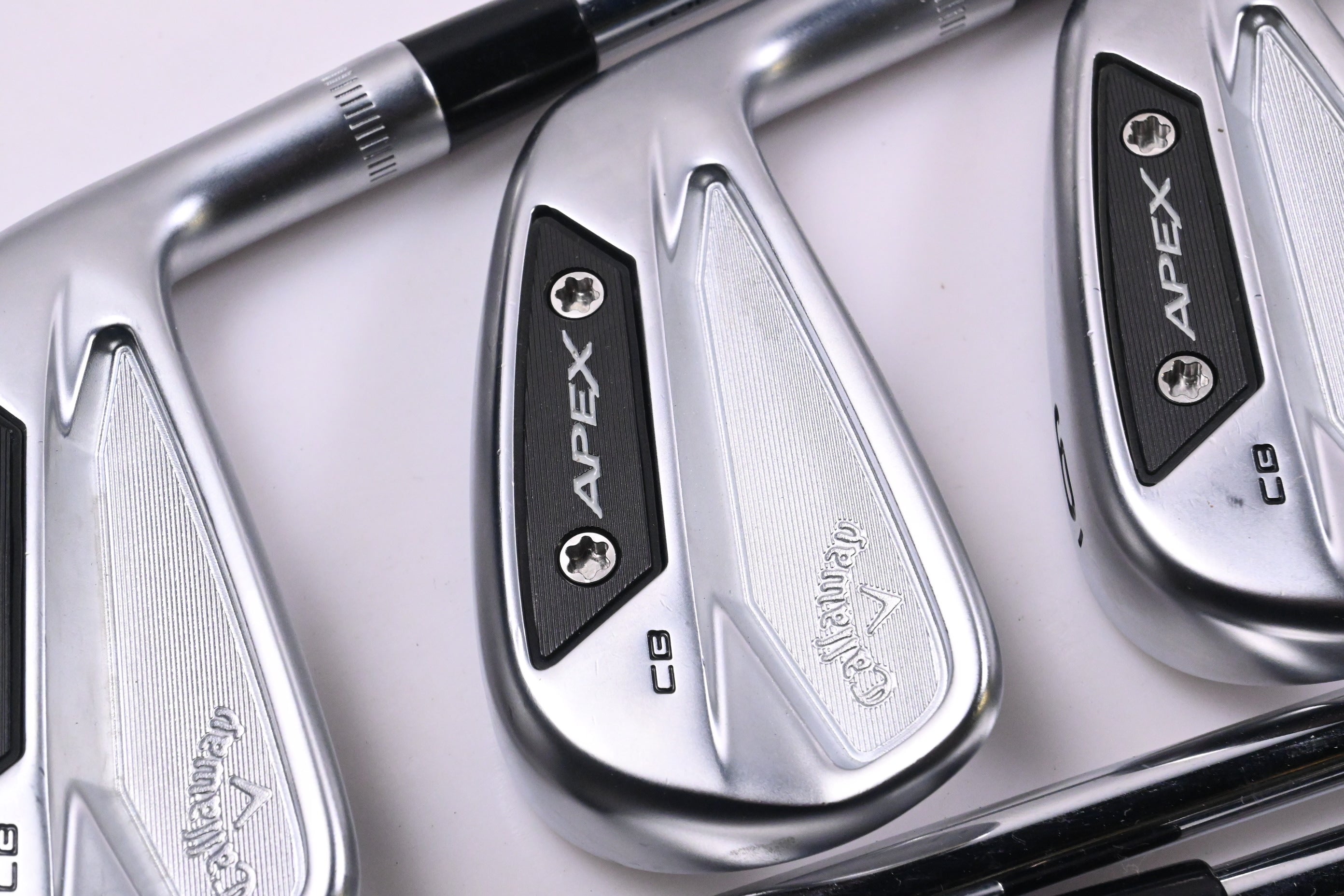 Callaway Apex CB 24 Irons / 4-PW / Stiff Flex Dynamic Gold Mid S300 115 Shaft
