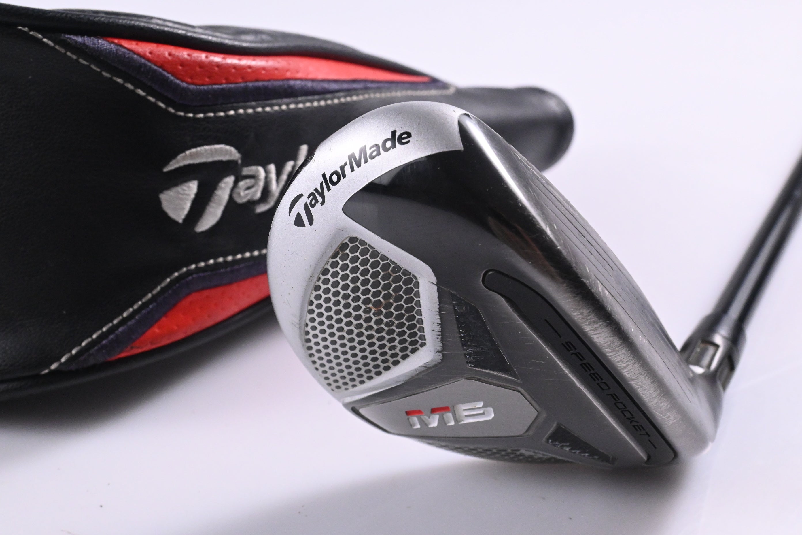 Taylormade M6 #4 Hybrid / 22 Degree / Regular Flex Fujikura Atmos Orange 6 Shaft