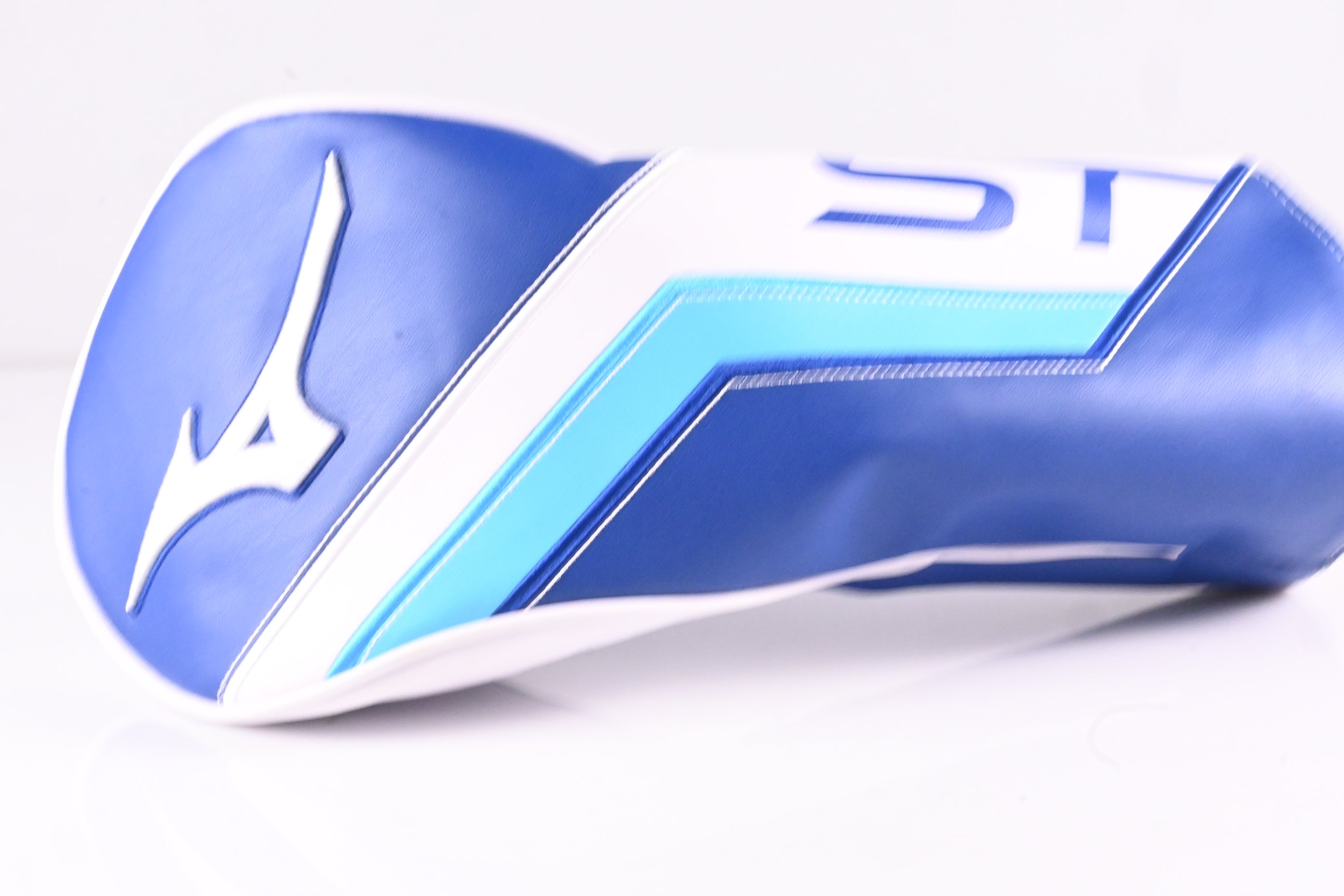 Mizuno ST-Max 230 Driver / 9.5 Degree / Regular Flex Aldila Ascent Red 50 Shaft