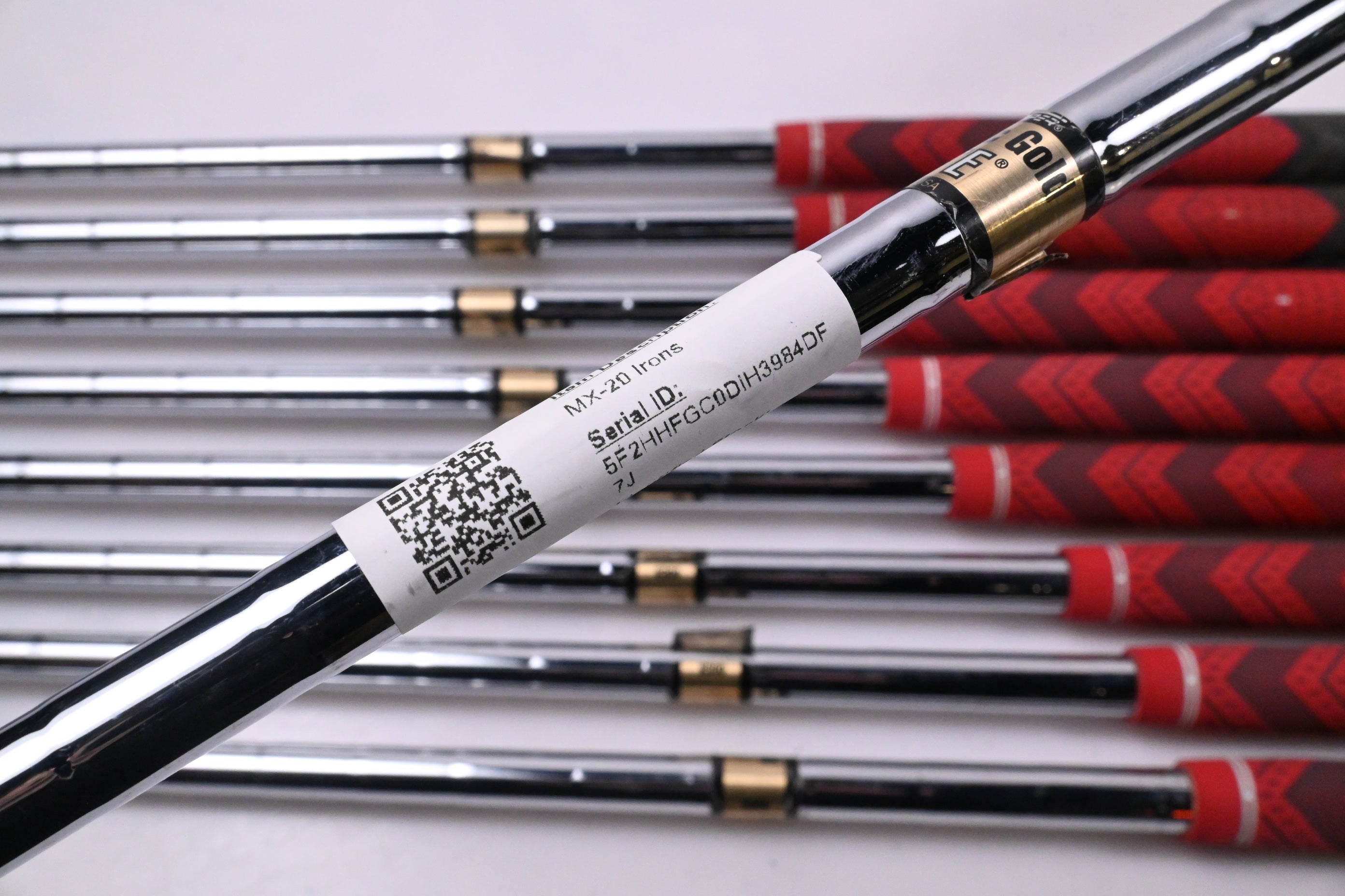 Mizuno MX-20 Irons / 3-PW+SW / Regular Flex Dynamic Gold Lite R300 Shafts
