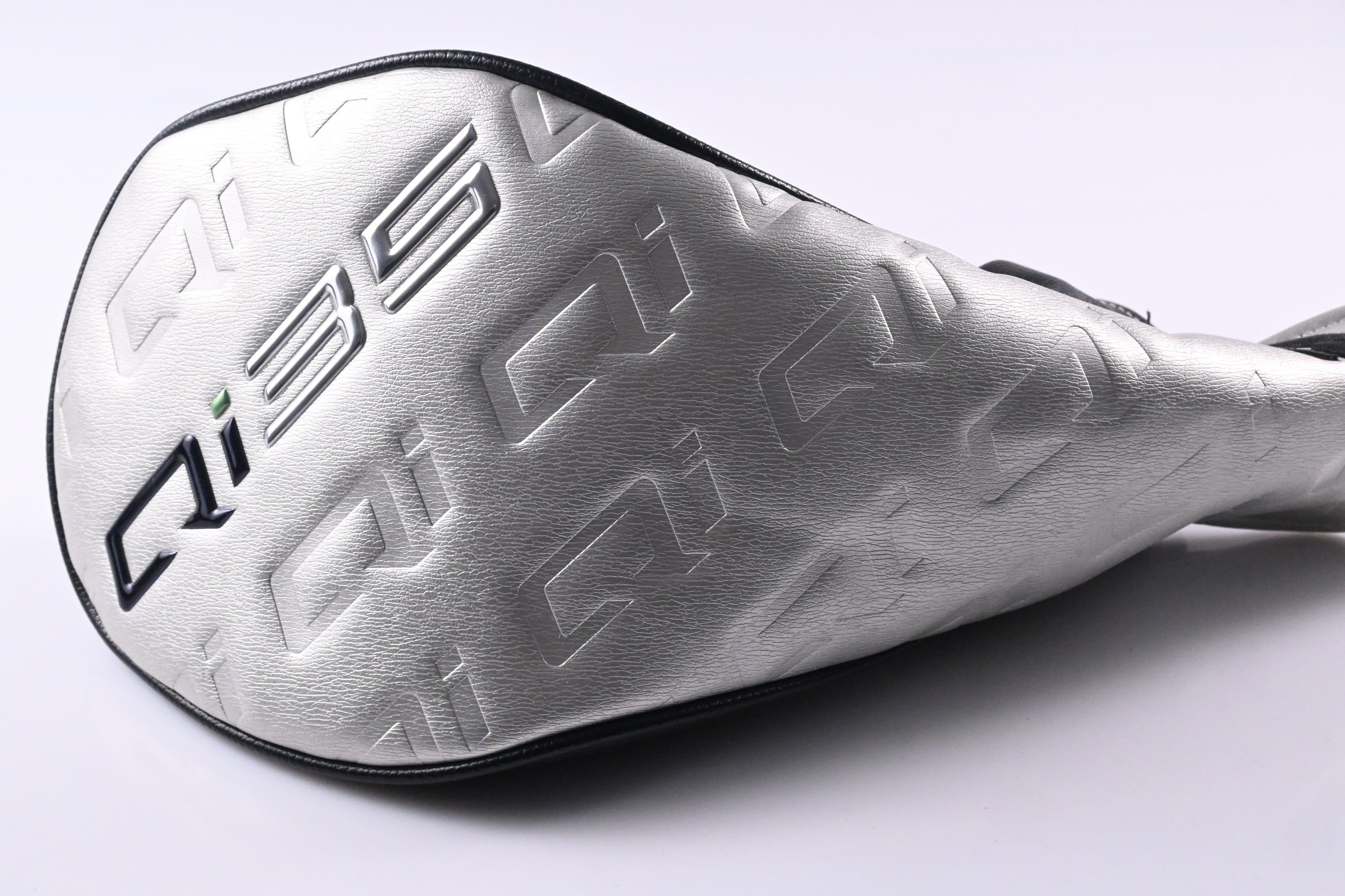 Taylormade Qi35 Driver / 9 Degree / Stiff Flex Kai'Li Dark Waves White 60 Shaft
